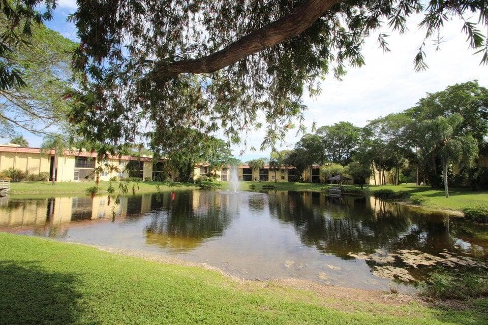 896 SW 9th St Circle 9, Boca Raton, FL 33486 — photo 11 of 15