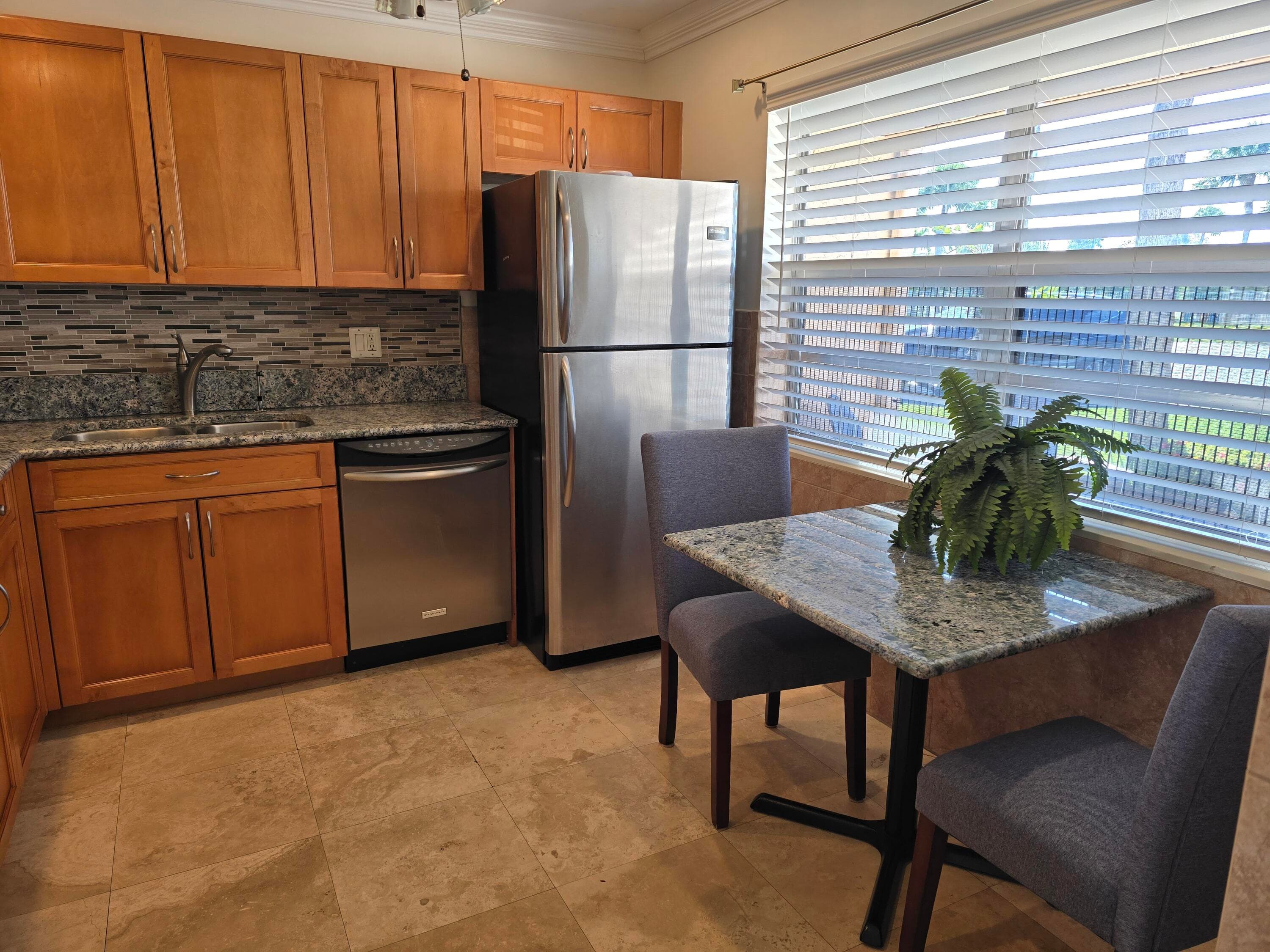 121 Lake Gloria Drive, West Palm Beach, FL 33411 — photo 7 of 26