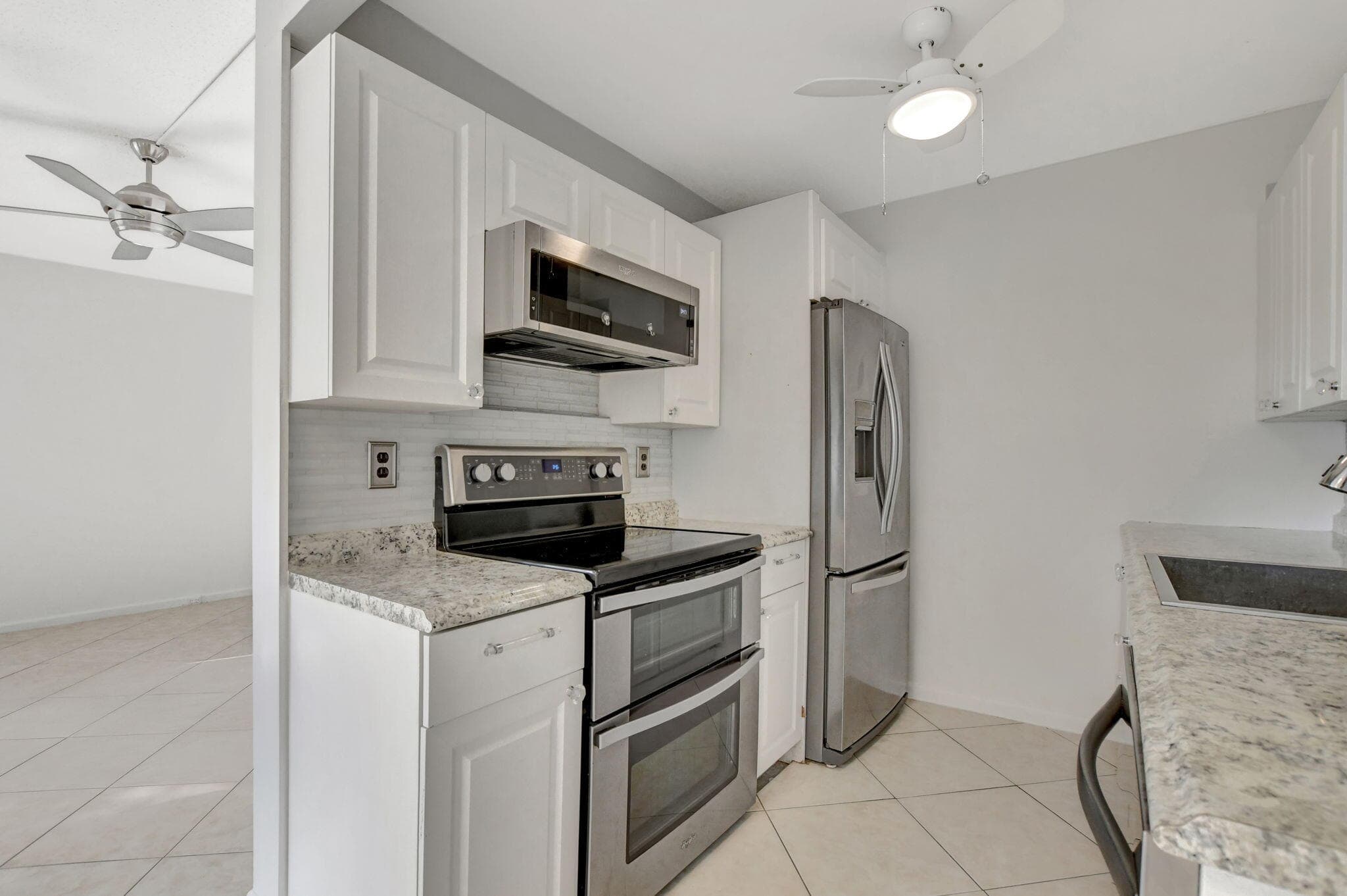 4064 Newport Q 4064, Deerfield Beach, FL 33442 — photo 5 of 31