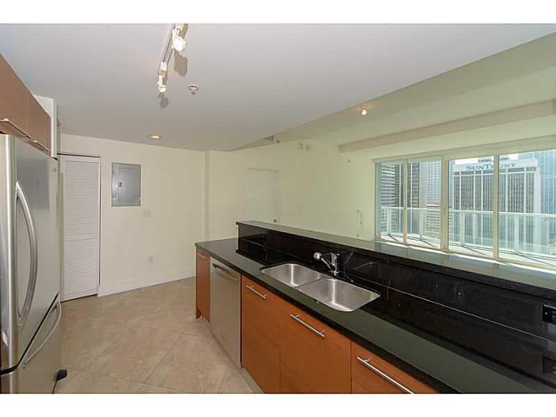 253 NE 2nd Street 2710, Miami, FL 33132 — photo 7 of 42