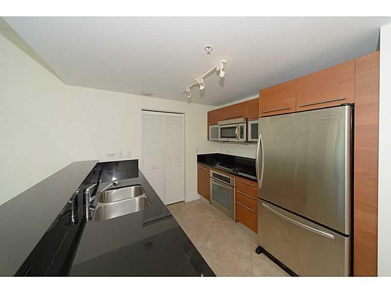 253 NE 2nd Street 2710, Miami, FL 33132 — photo 11 of 42