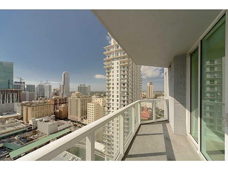 253 NE 2nd Street 2710, Miami, FL 33132 — photo 15 of 42