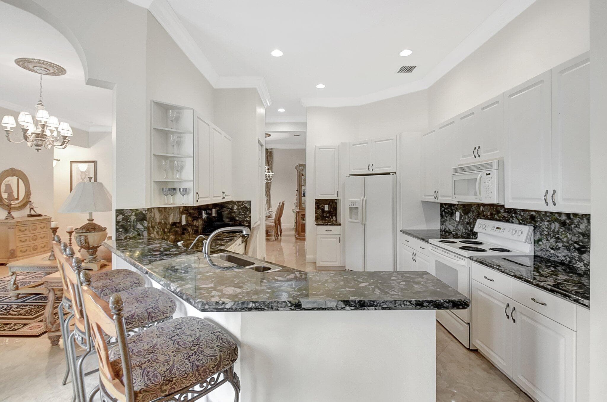 9072 Padova Drive, Boynton Beach, FL 33472 — photo 12 of 44