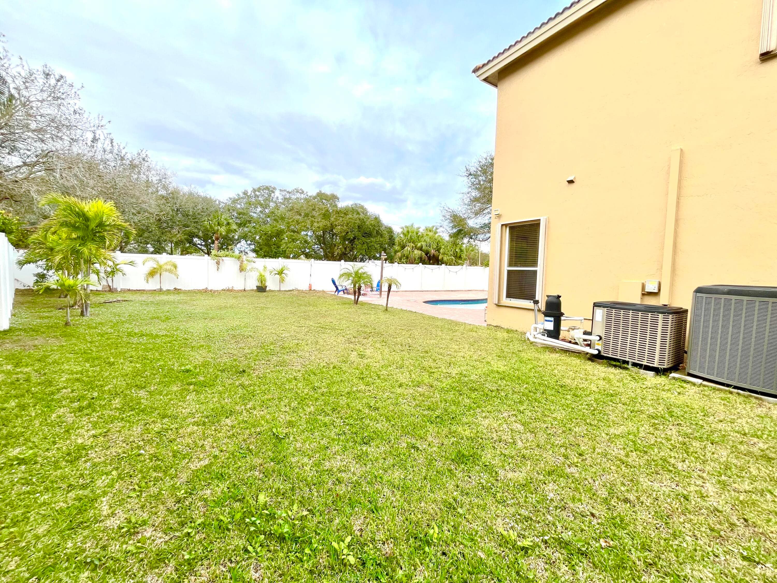 5012 Victoria Circle, West Palm Beach, FL 33409 — photo 6 of 27