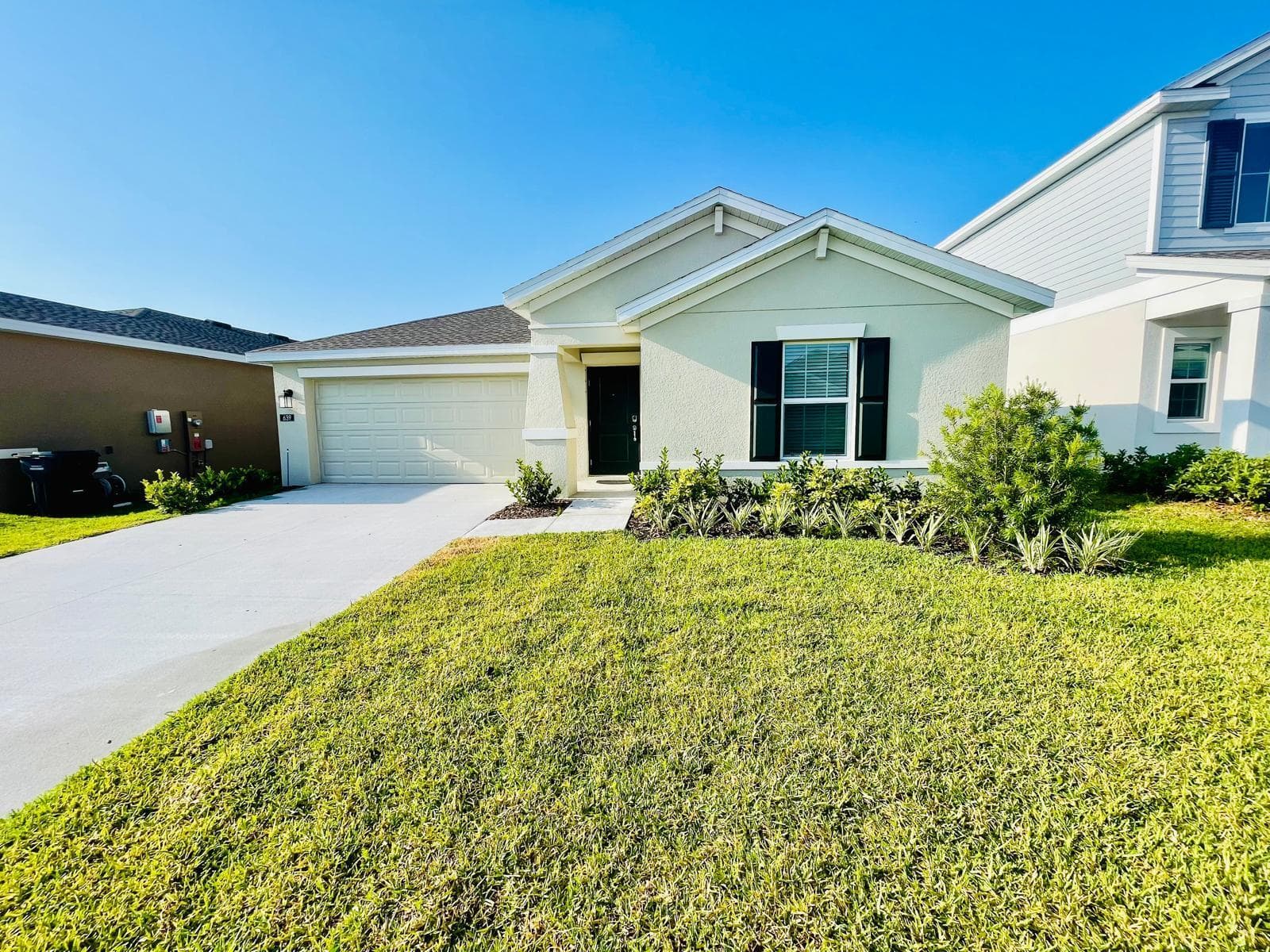 639 Daring Drive, Davenport, FL 33837 — photo 2 of 37