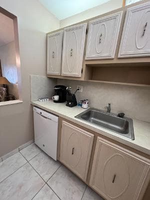 5681 SW 2nd Court 204, Margate, FL 33068 — photo 5 of 23