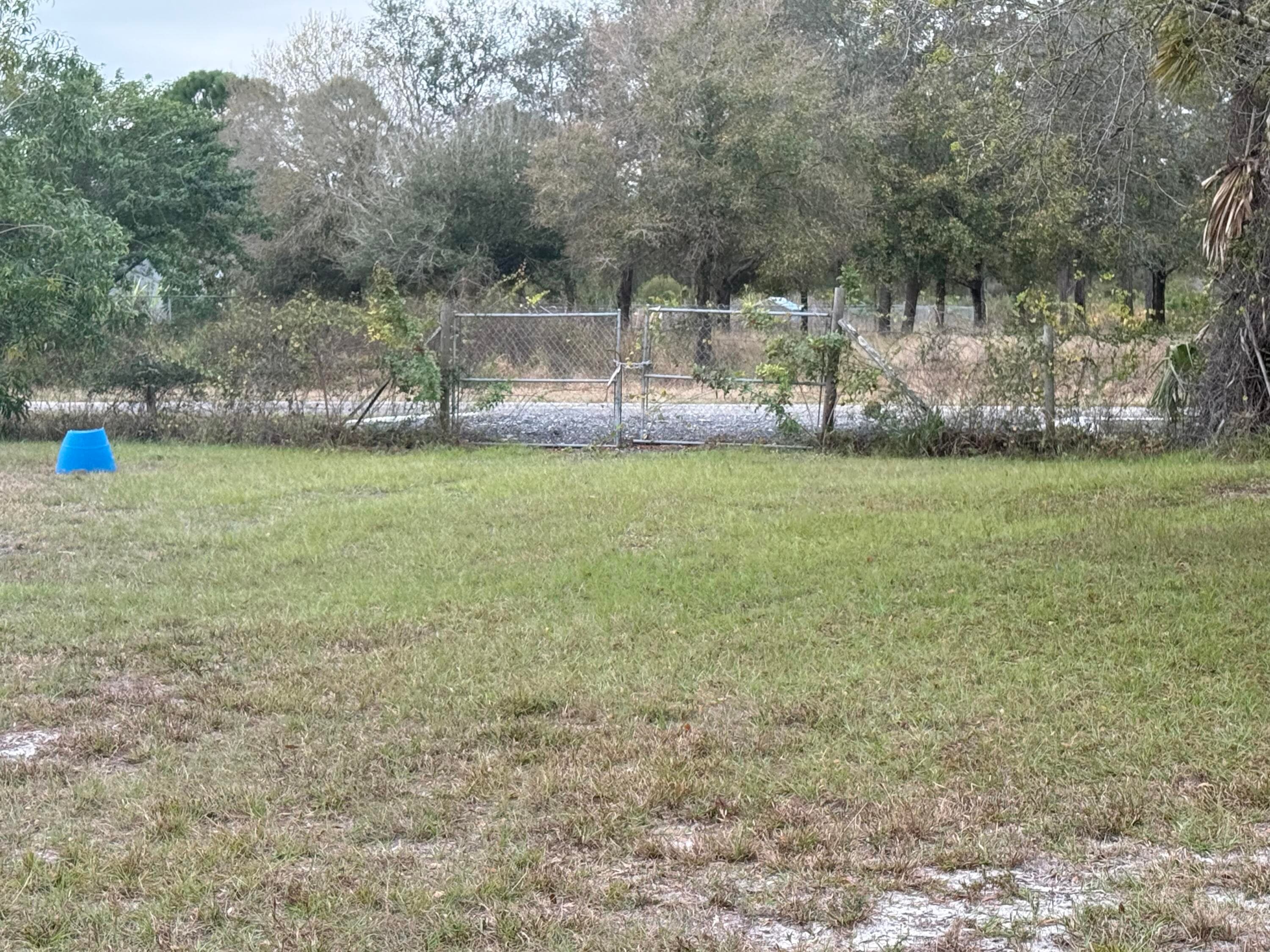 754 Hunting Club Avenue, Clewiston, FL 33440 — photo 5 of 33