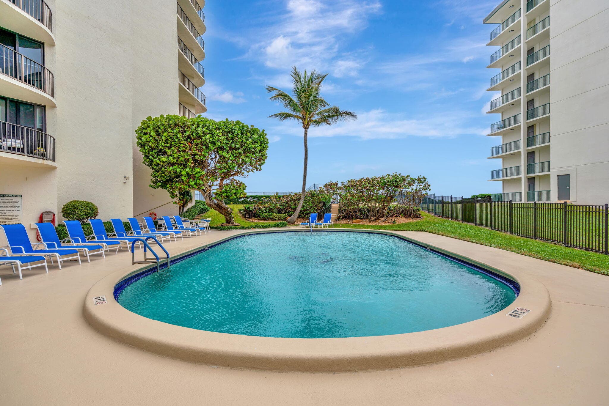 5420 N Ocean Drive 206, Singer Island, FL 33404 — photo 33 of 56
