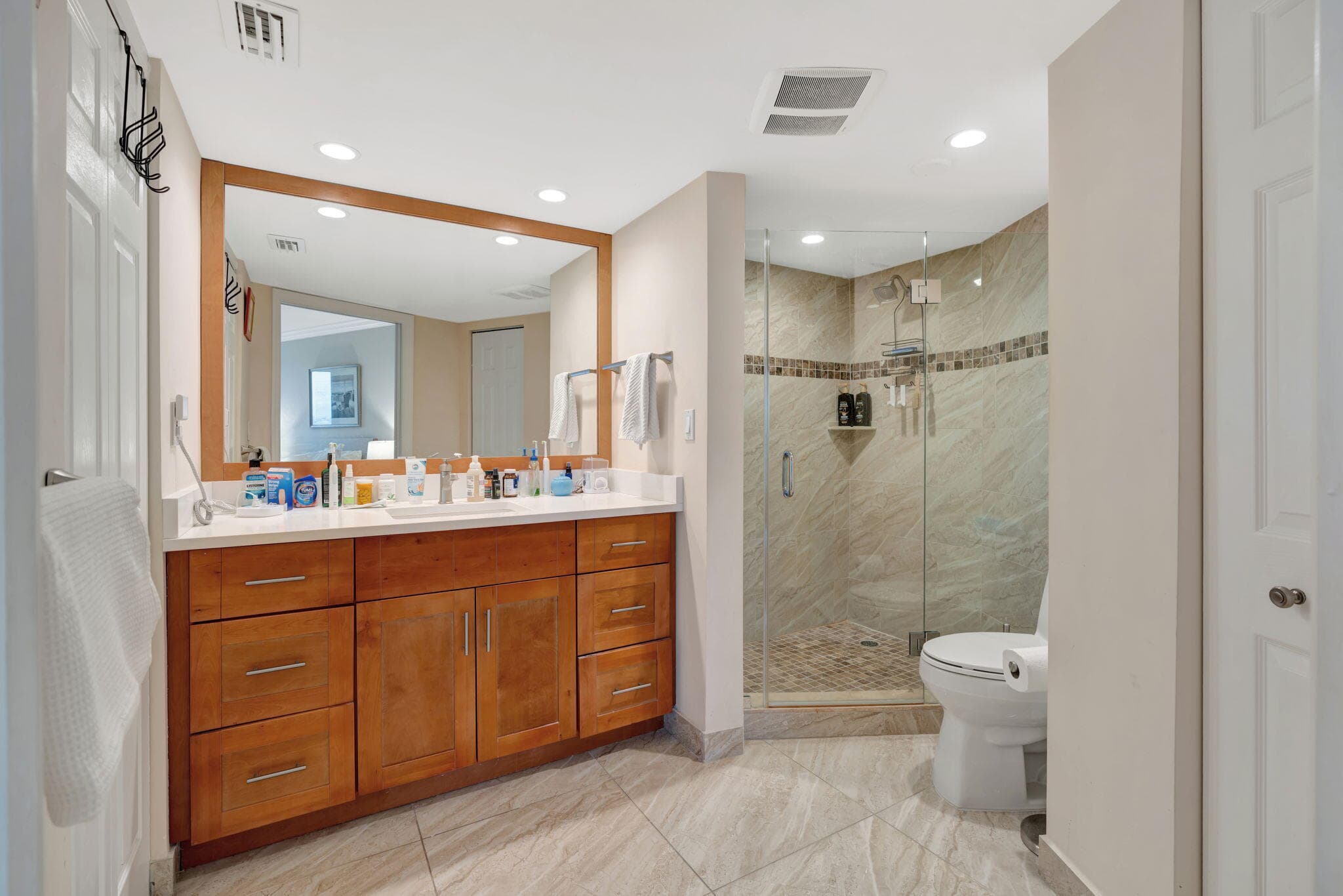 5420 N Ocean Drive 206, Singer Island, FL 33404 — photo 13 of 56