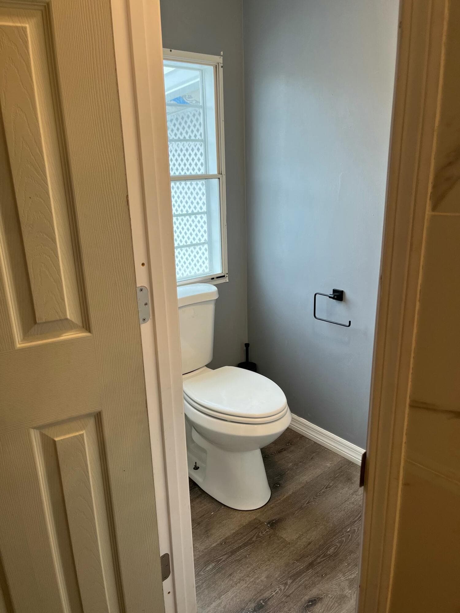 1580 NE Seneca Avenue, Stuart, FL 34994 — photo 11 of 19