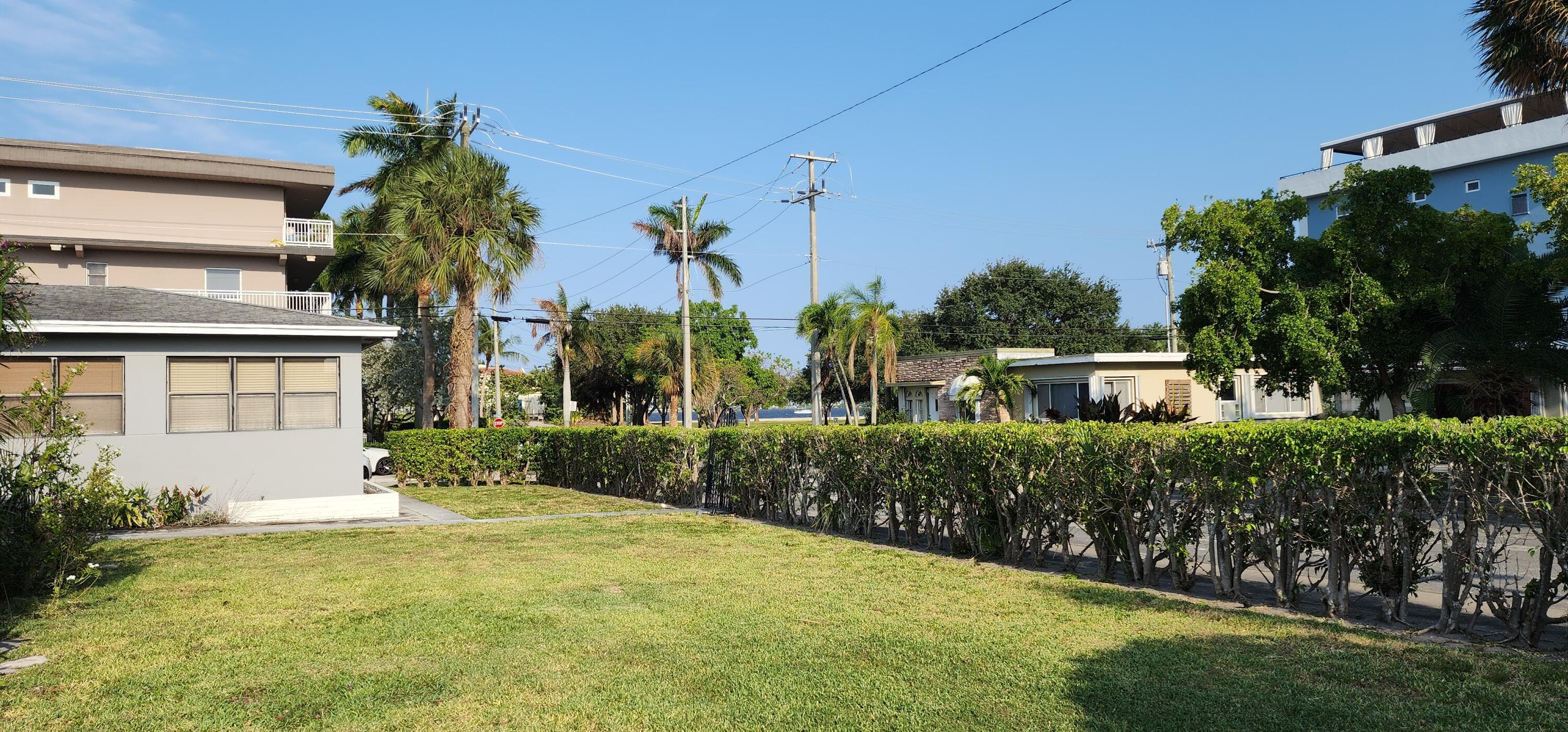 130 S Lakeside 1 Drive, Lake Worth Beach, FL 33460 — photo 24 of 41