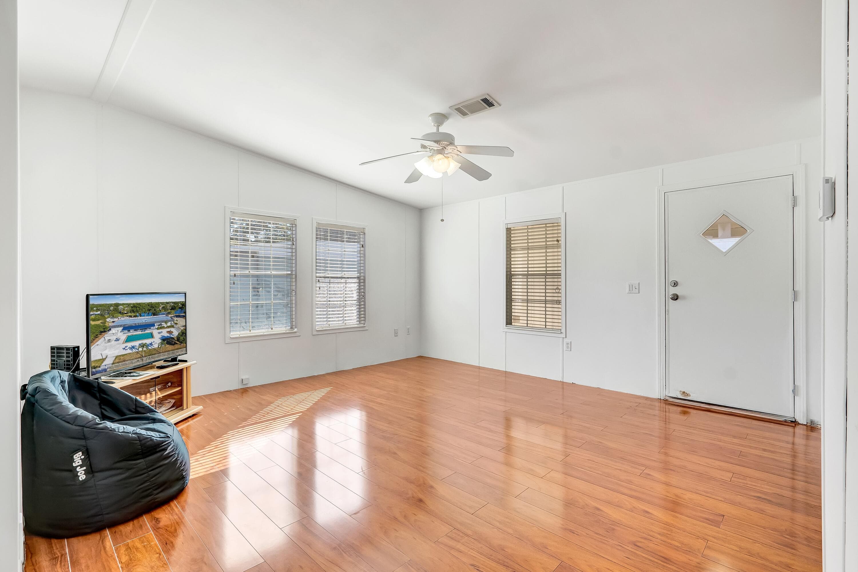 4920 NW 2nd Terrace, Pompano Beach, FL 33064 — photo 11 of 32