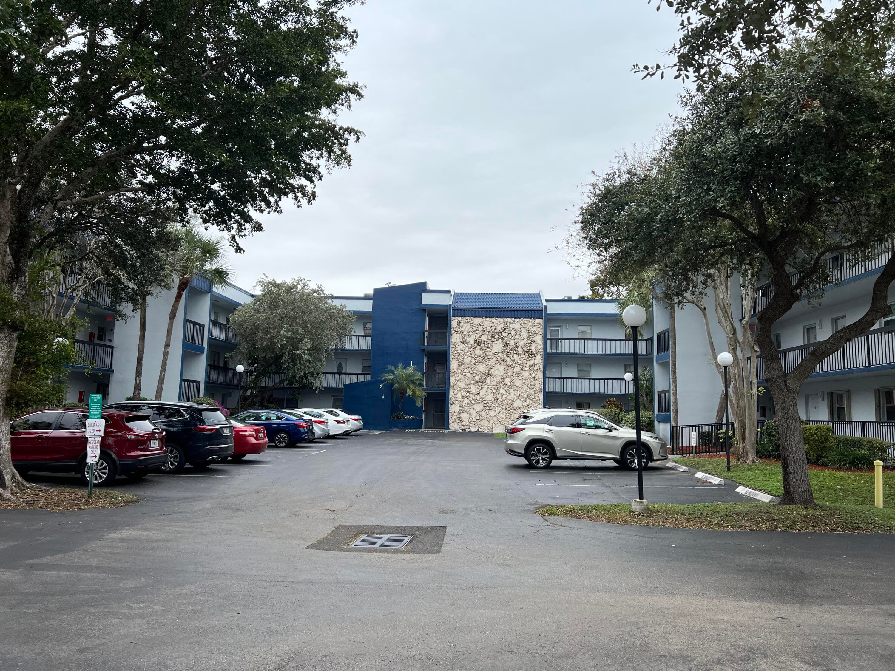 3220 Holiday Springs Boulevard 1-210, Margate, FL 33063 — photo 1 of 16