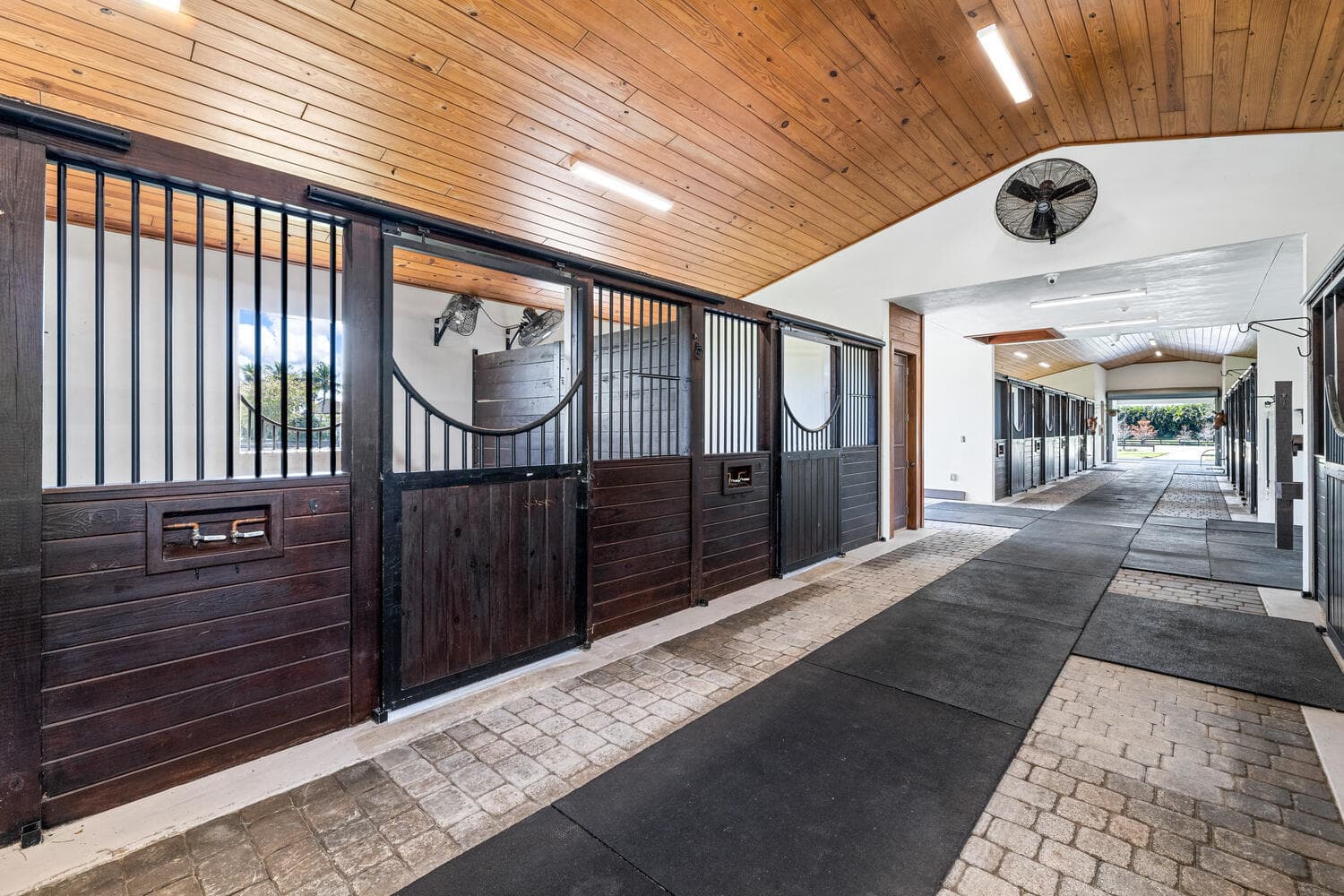 4915 Stables Way, Wellington, FL 33414 — photo 17 of 80