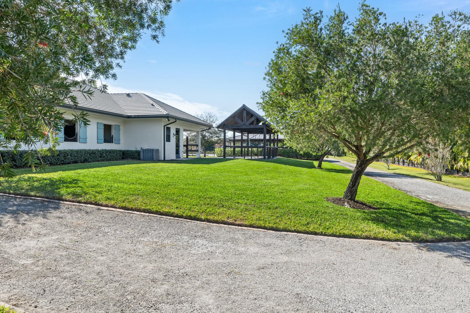 4915 Stables Way, Wellington, FL 33414 — photo 48 of 80