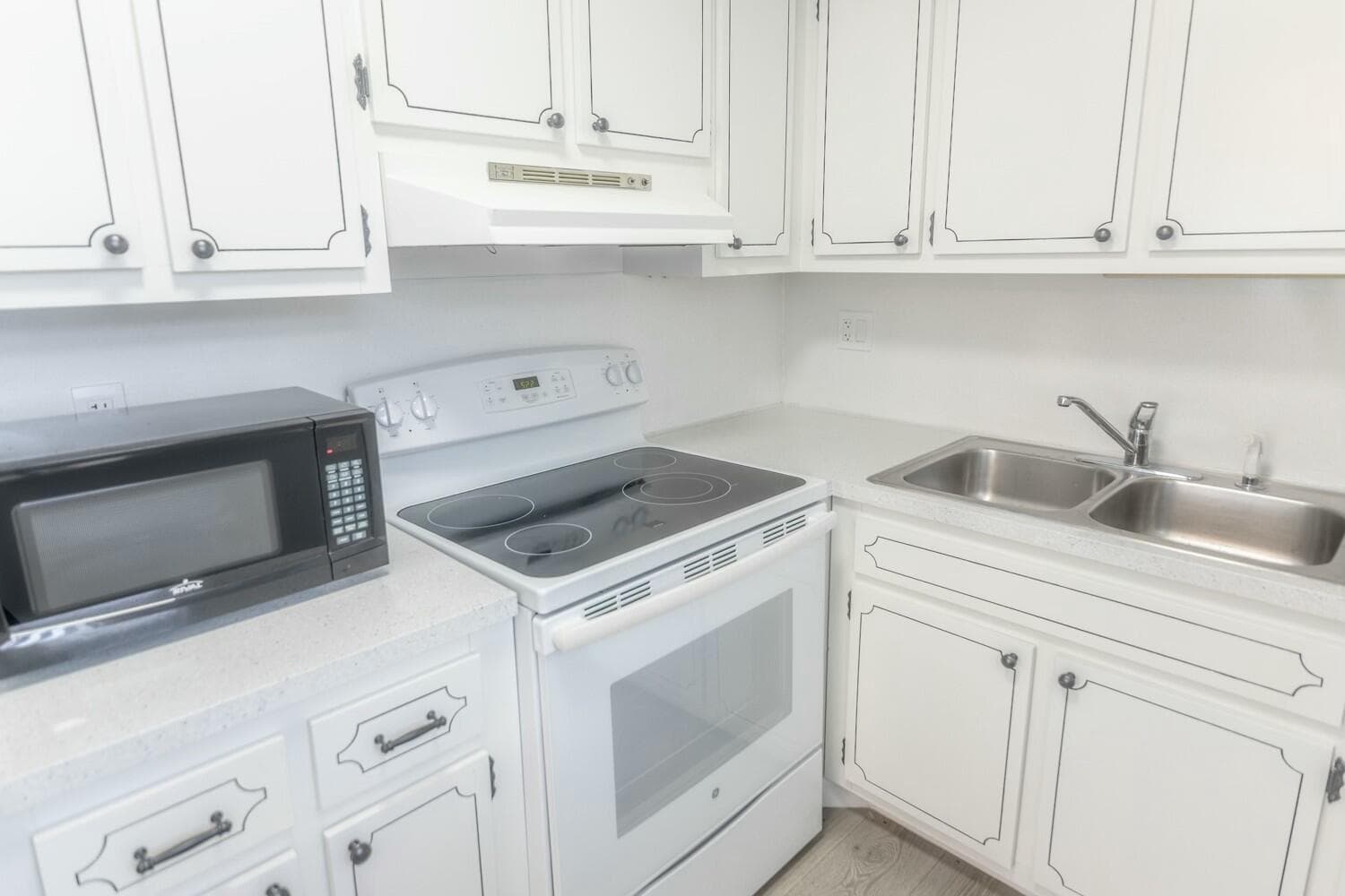 2840 Cynthia 204 Lane 204, Lake Worth Beach, FL 33461 — photo 8 of 37