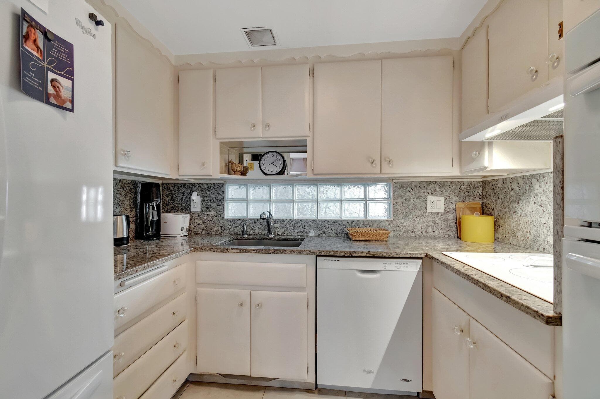 2711 S Ocean 0020 Boulevard 2, Highland Beach, FL 33487 — photo 18 of 44