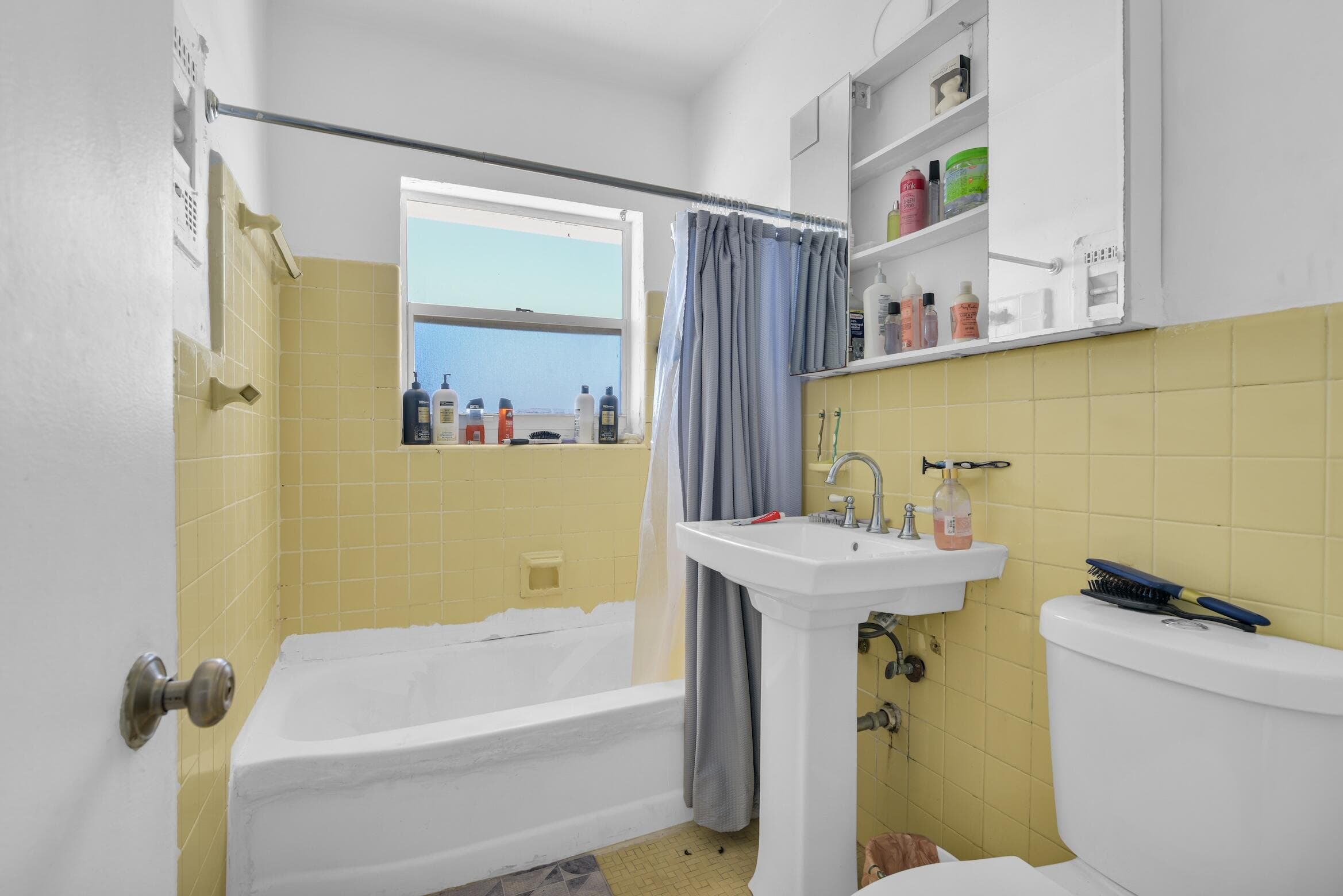8430 Byron Avenue, Miami Beach, FL 33141 — photo 38 of 95