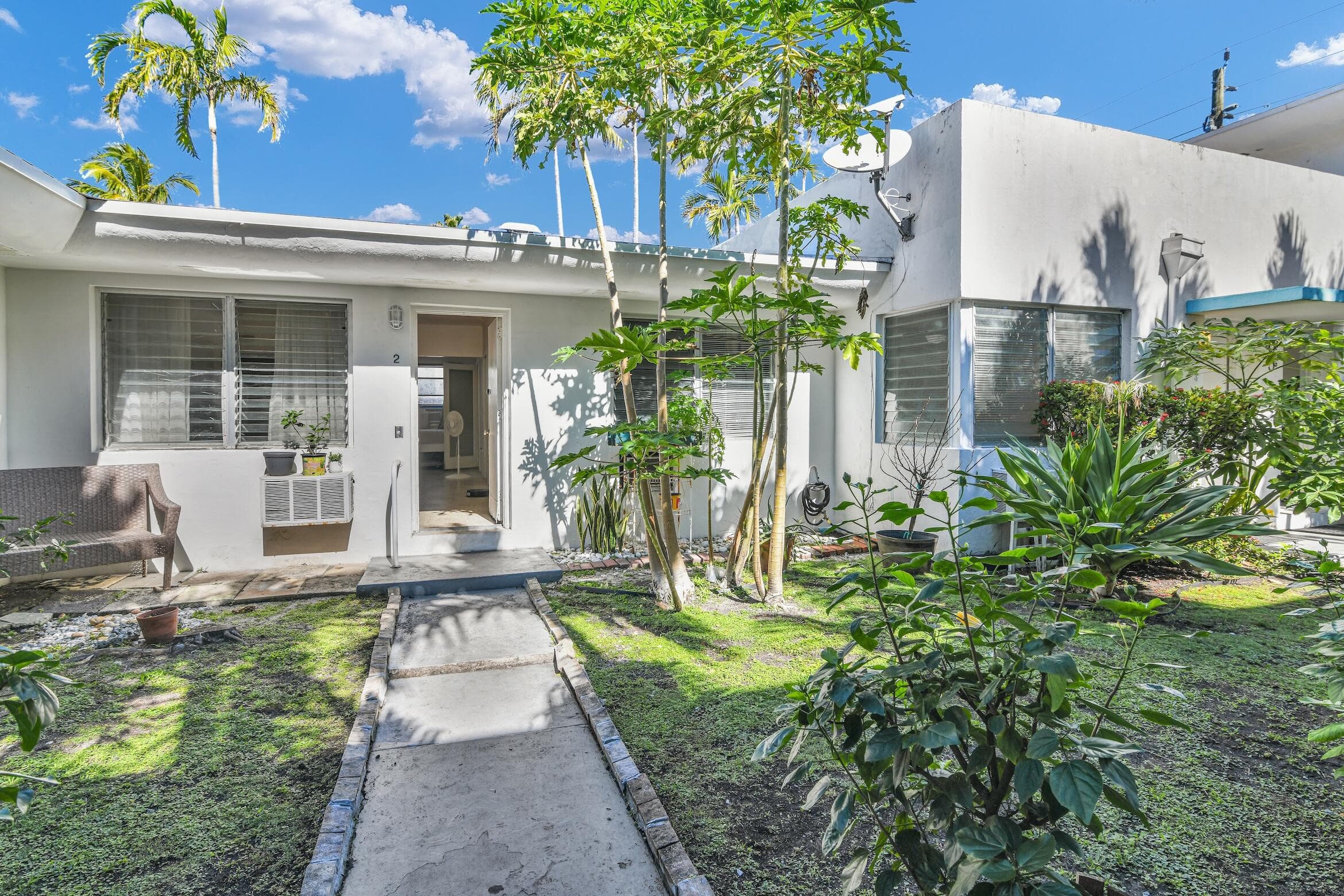8430 Byron Avenue, Miami Beach, FL 33141 — photo 40 of 95