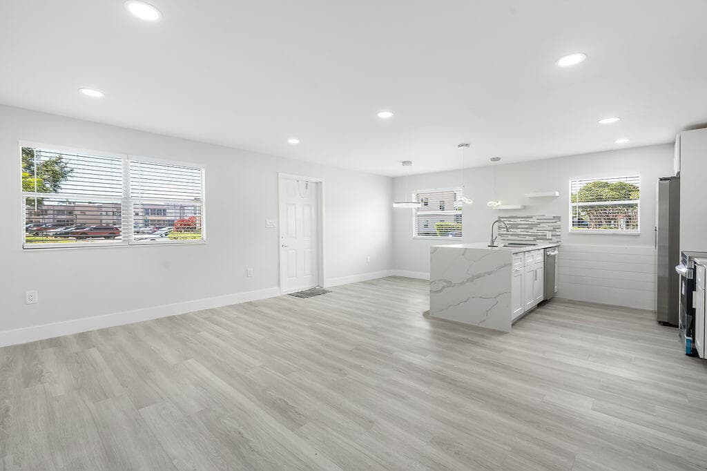 385 Flanders I, Delray Beach, FL 33484 — photo 3 of 26