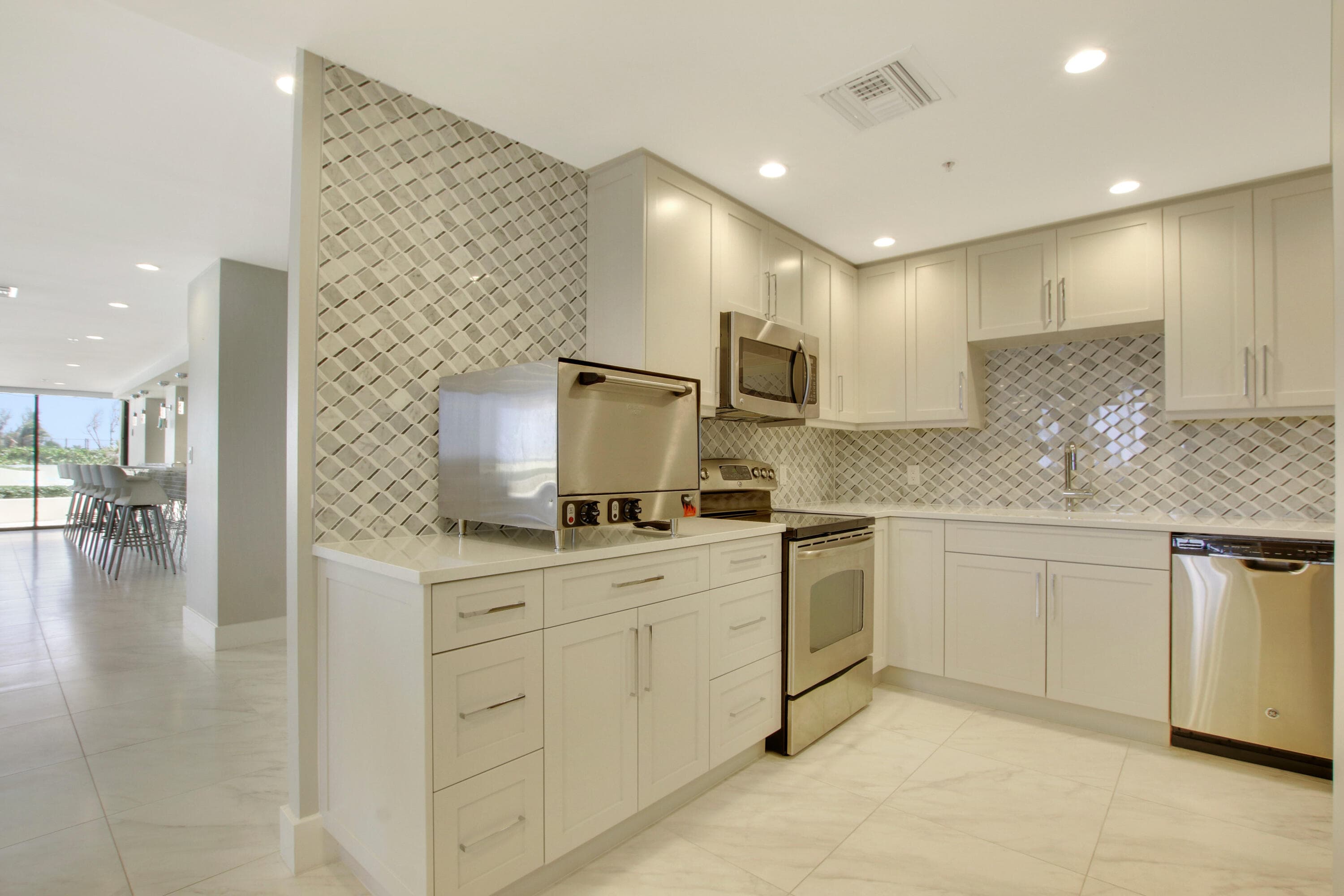 5280 N Ocean Drive 4d, Singer Island, FL 33404 — photo 26 of 40