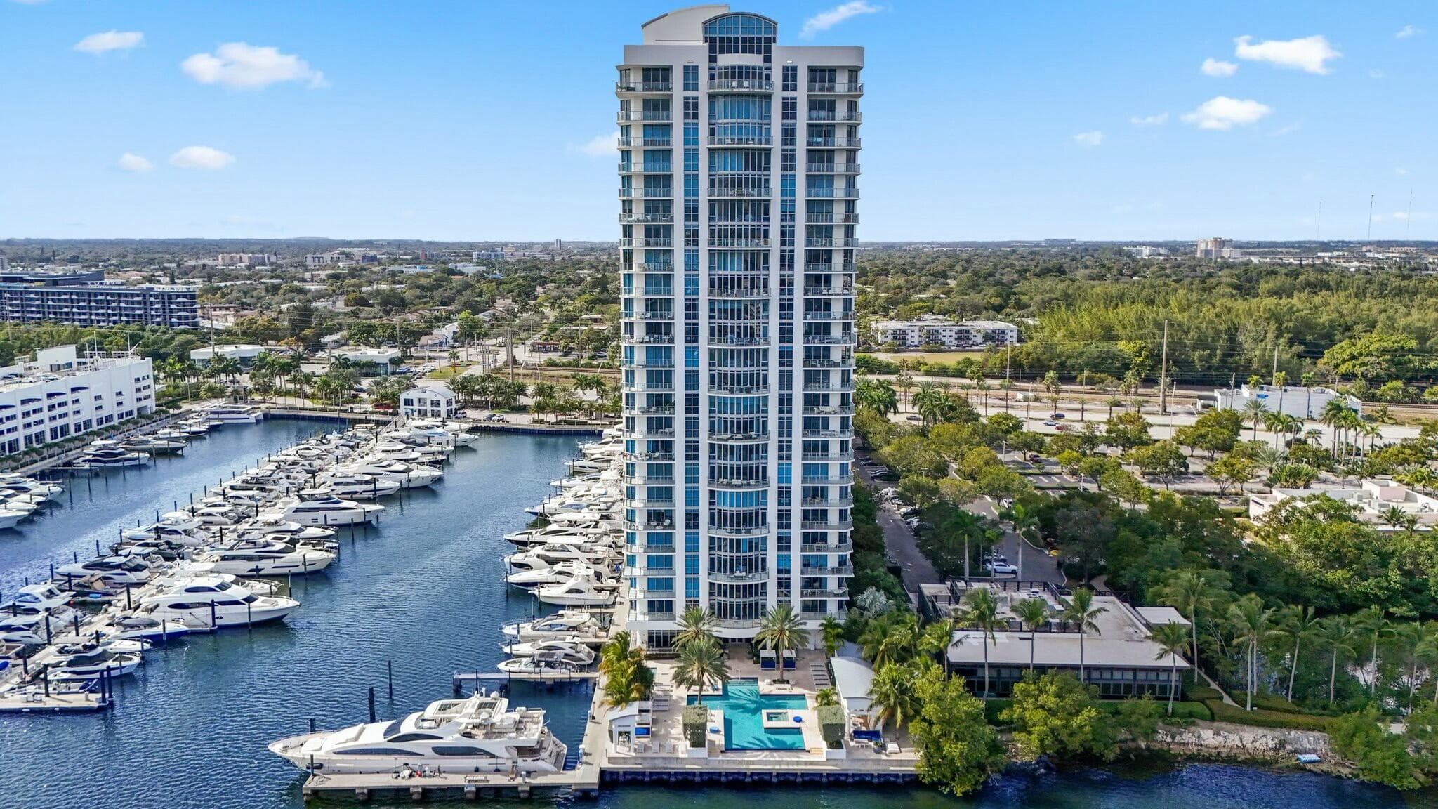 17301 Biscayne Boulevard 707, North Miami Beach, FL 33160 — photo 59 of 62