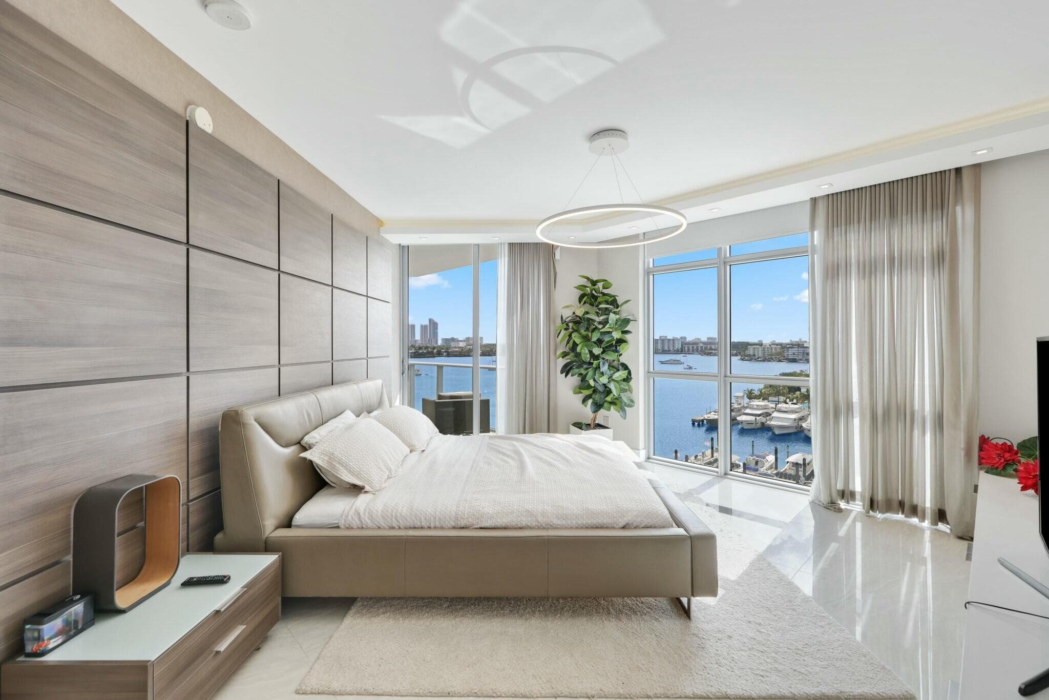 17301 Biscayne Boulevard 707, North Miami Beach, FL 33160 — photo 18 of 62