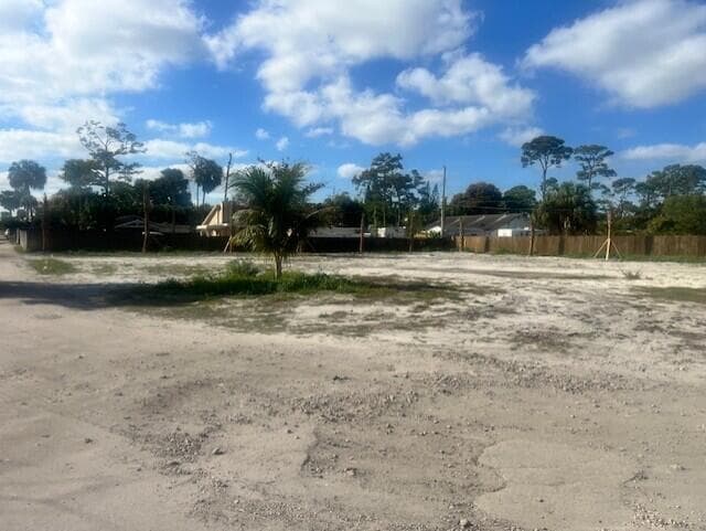 447 Tall Pines Road, West Palm Beach, FL 33415 — photo 7 of 7