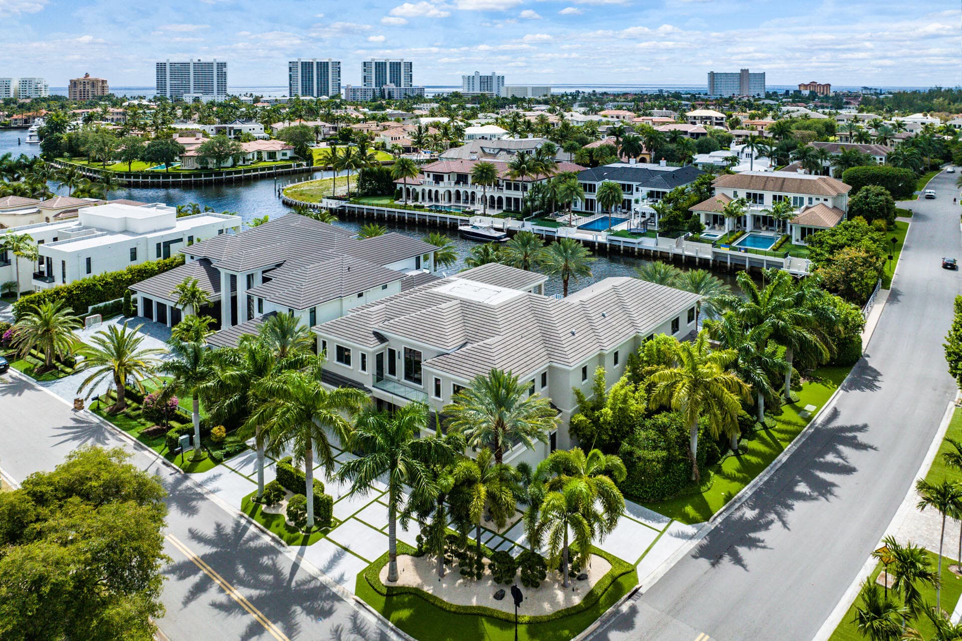 290 S Maya Palm Drive, Boca Raton, FL 33432 — photo 5 of 77