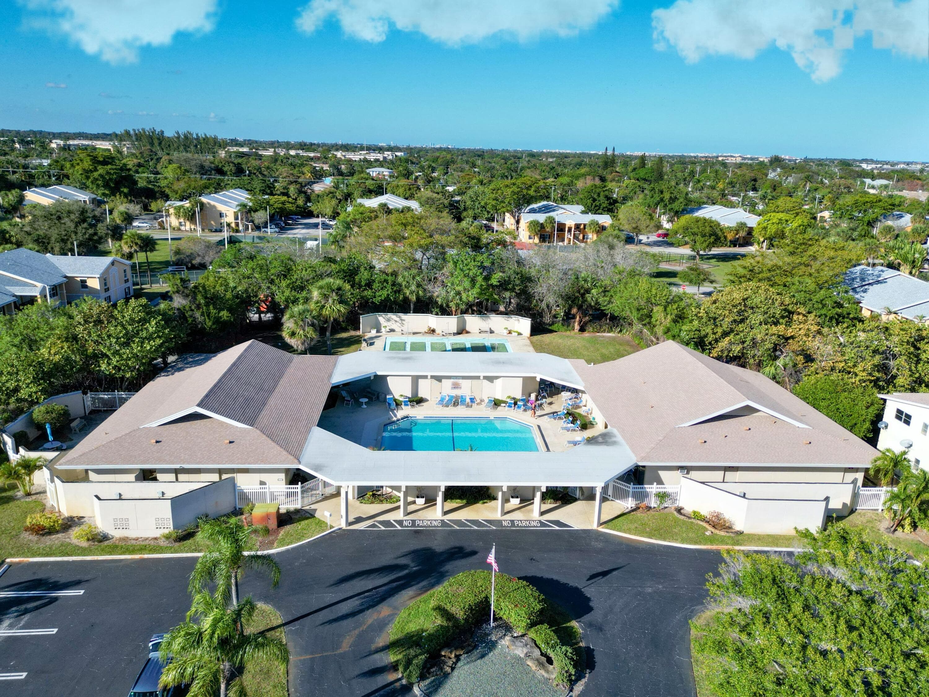 301 Circle Drive S 103, Boynton Beach, FL 33435 — photo 29 of 35