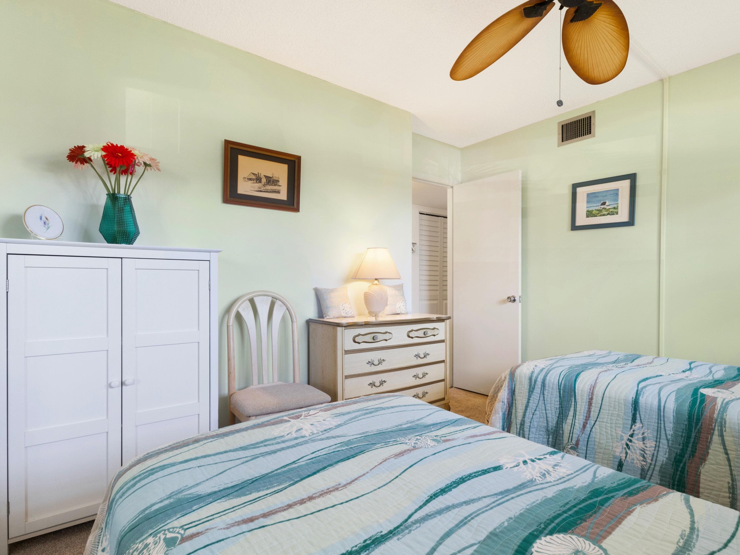 301 Circle Drive S 103, Boynton Beach, FL 33435 — photo 23 of 35