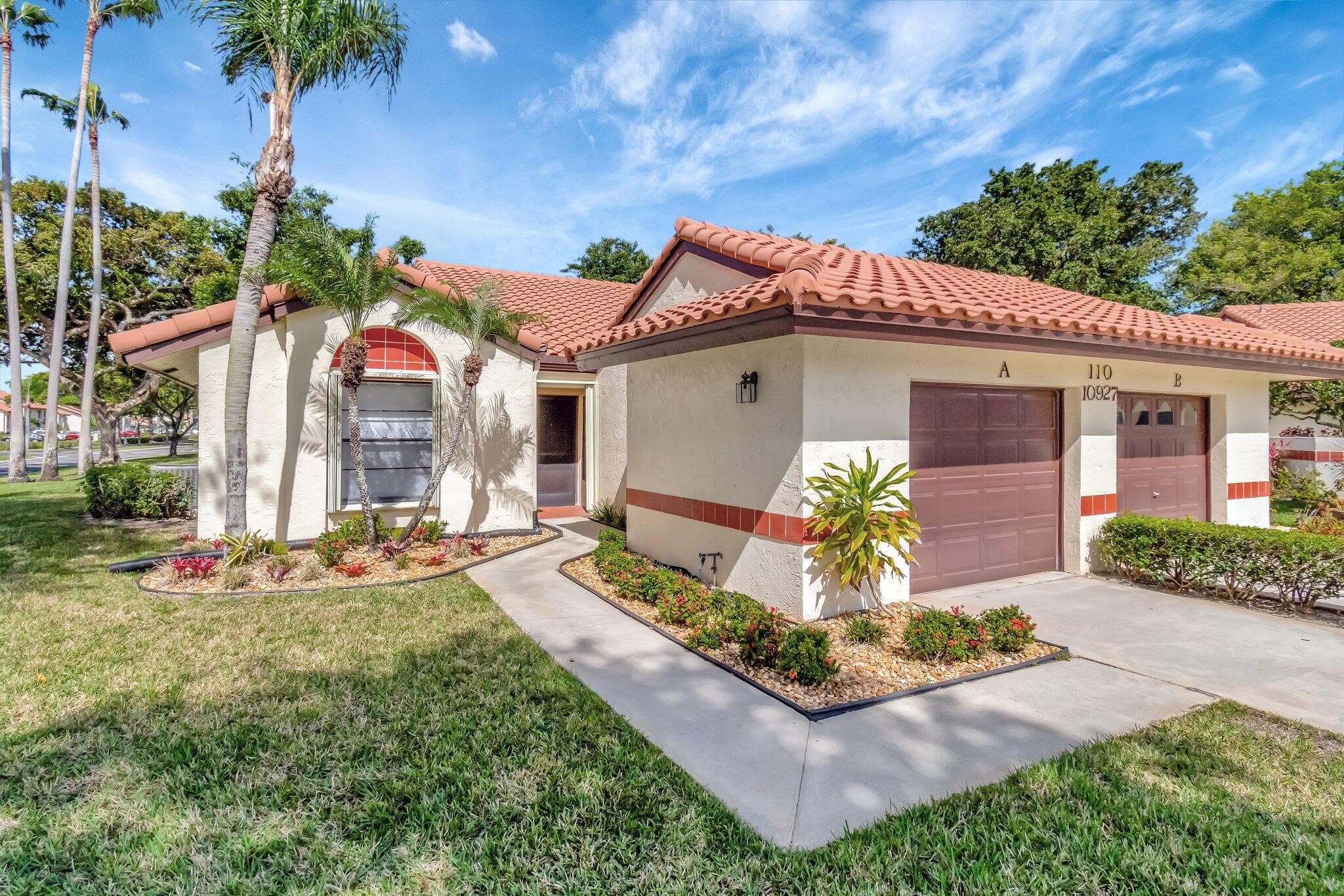 10927 Dolphin Palm Court A, Boynton Beach, FL 33437 — photo 1 of 42
