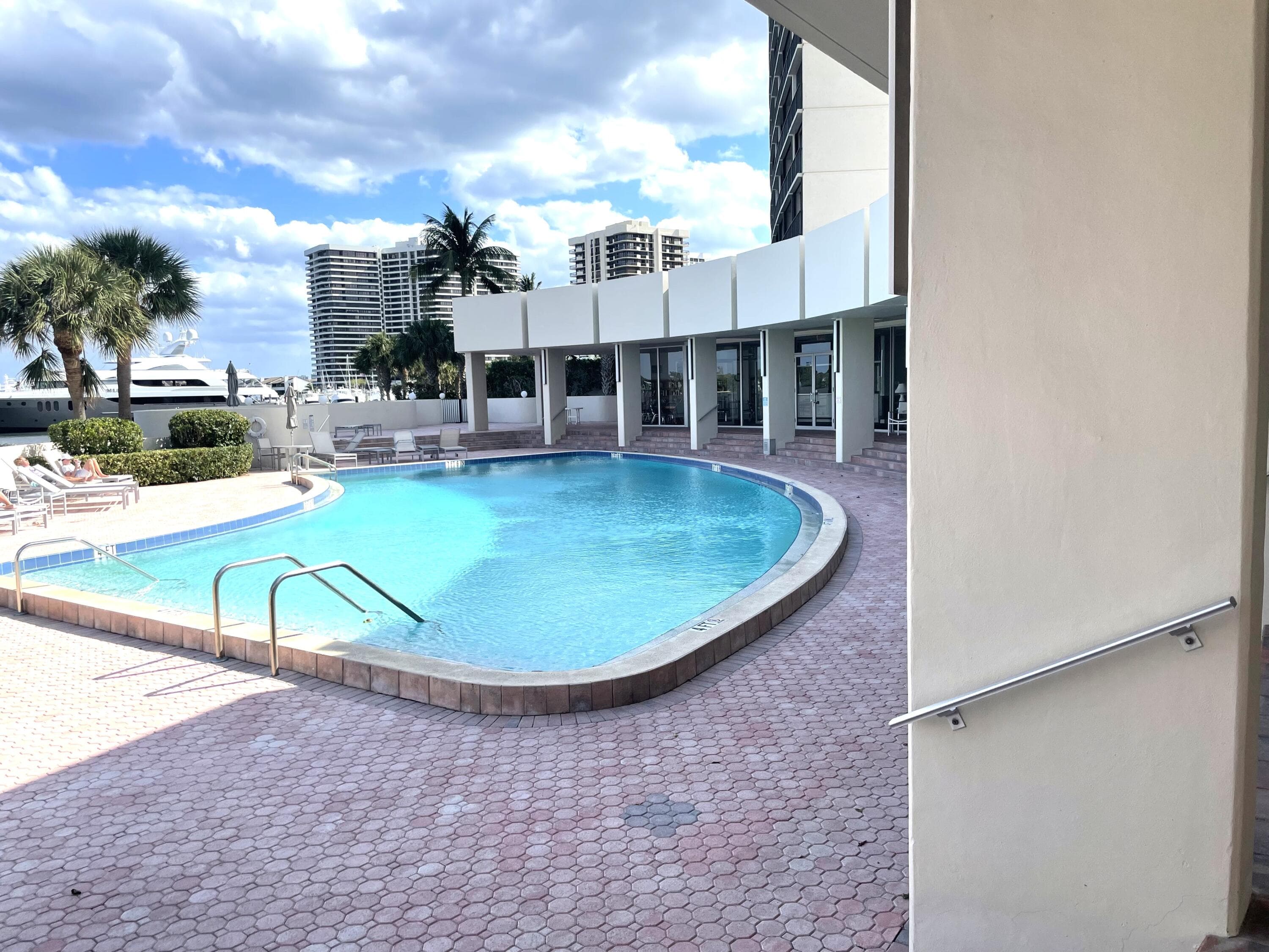 134 Lakeshore Drive 316, North Palm Beach, FL 33408 — photo 22 of 30