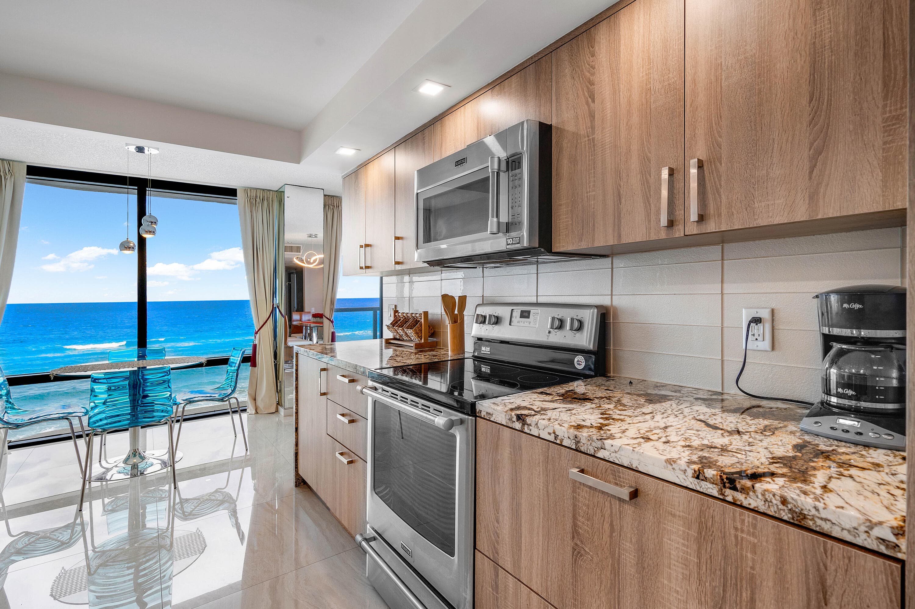 250 S Ocean Boulevard 7e, Boca Raton, FL 33432 — photo 19 of 45