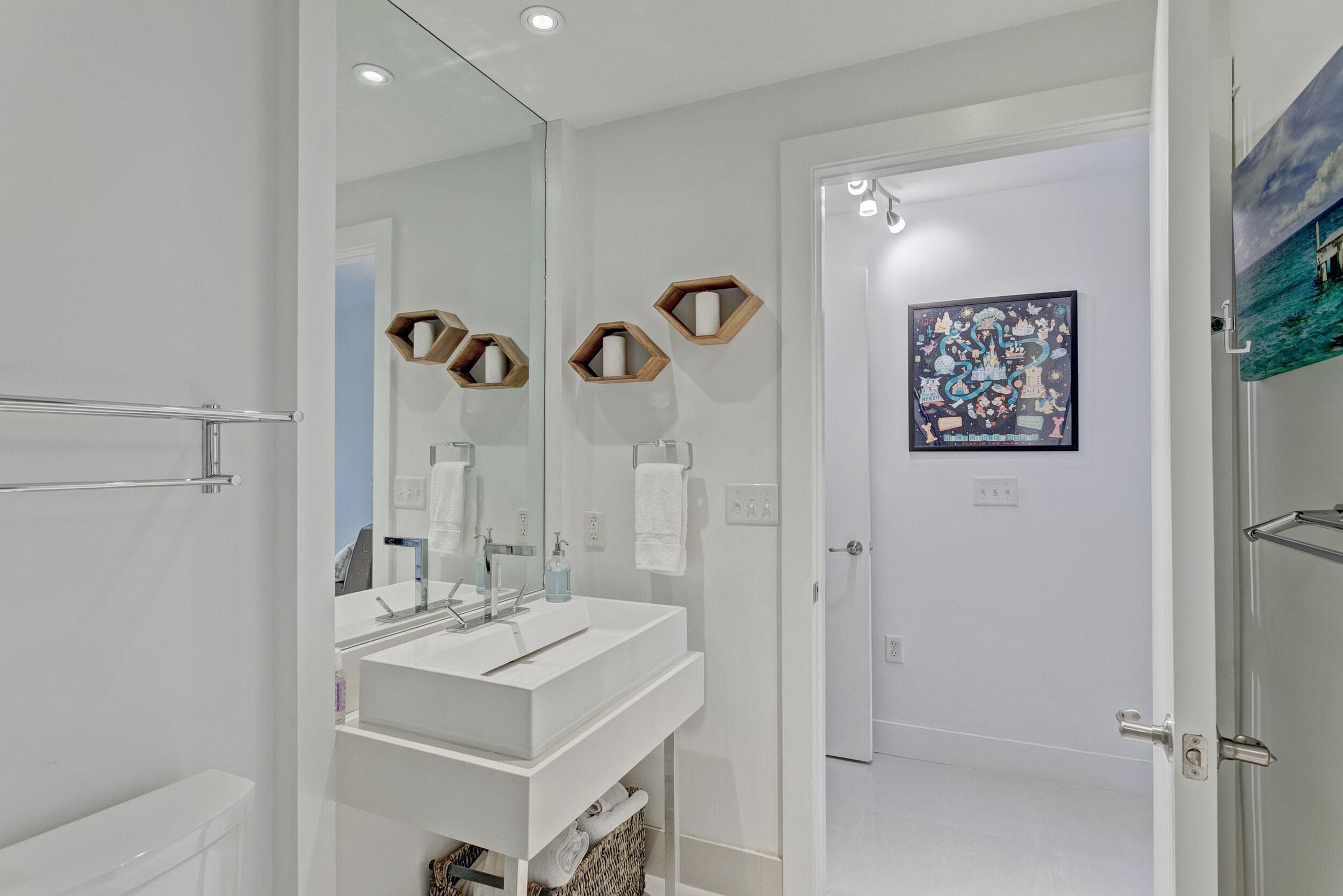 155 S Ocean Avenue 205, Palm Beach Shores, FL 33404 — photo 23 of 172