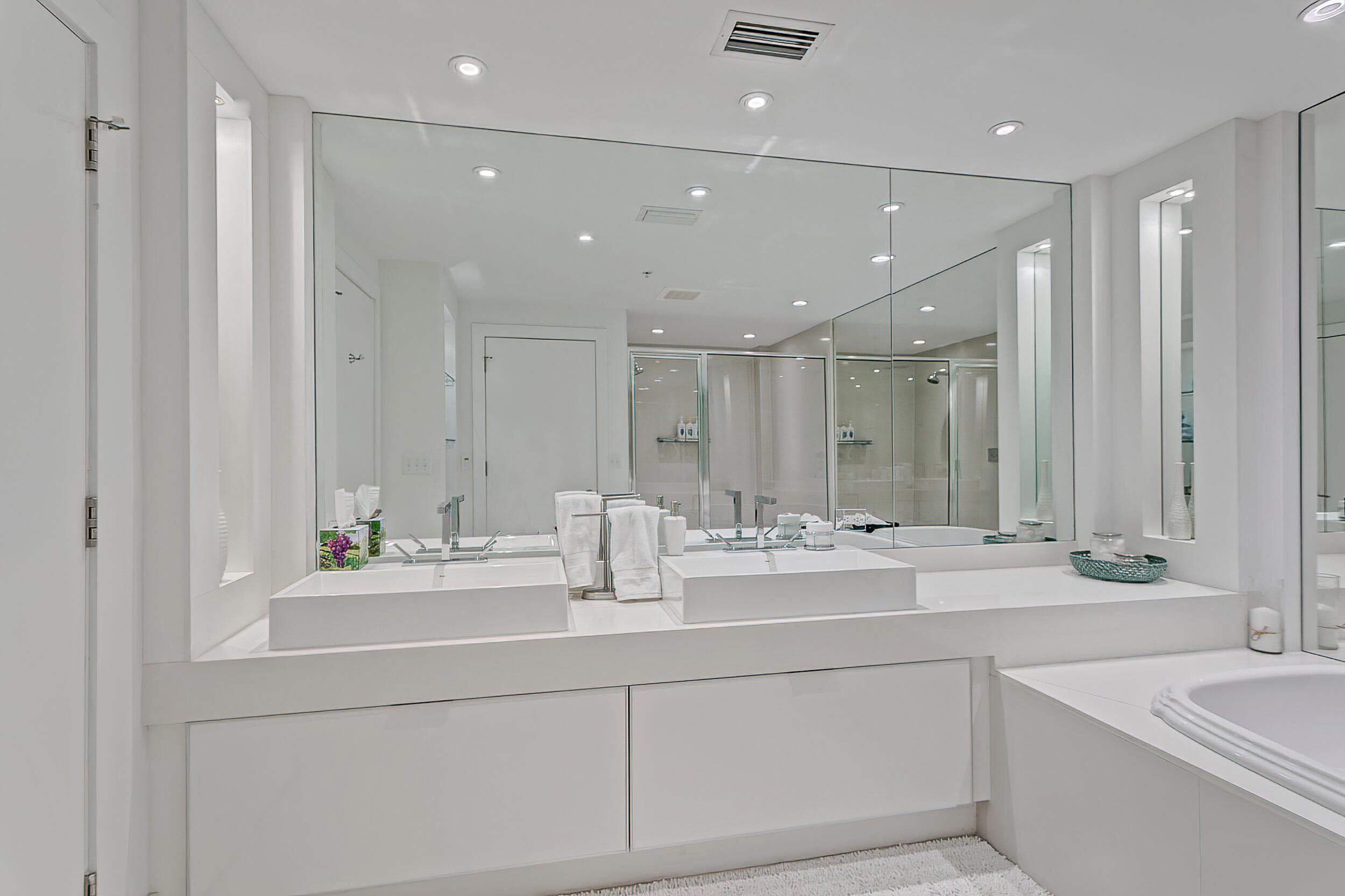 155 S Ocean Avenue 205, Palm Beach Shores, FL 33404 — photo 34 of 172