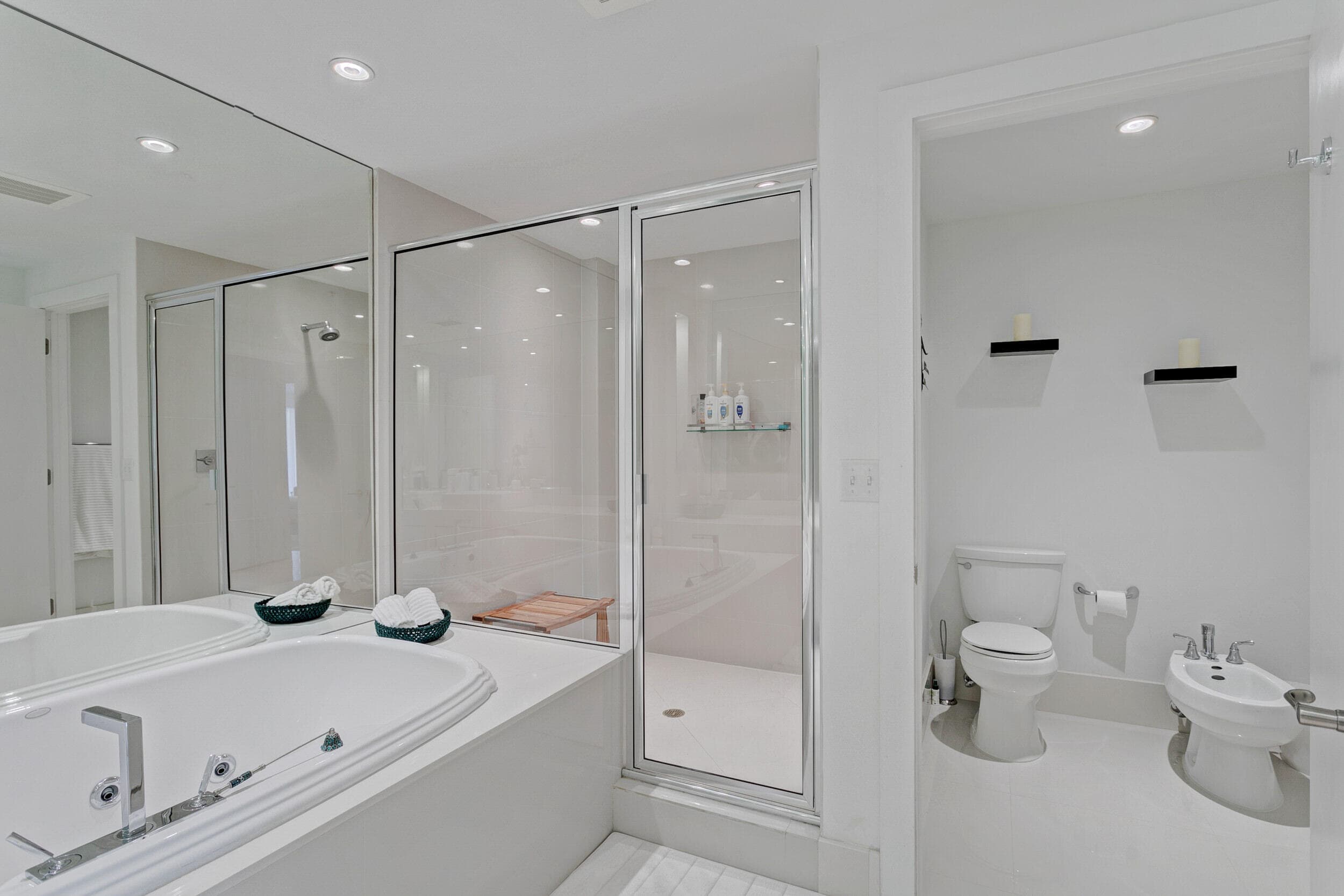 155 S Ocean Avenue 205, Palm Beach Shores, FL 33404 — photo 35 of 172
