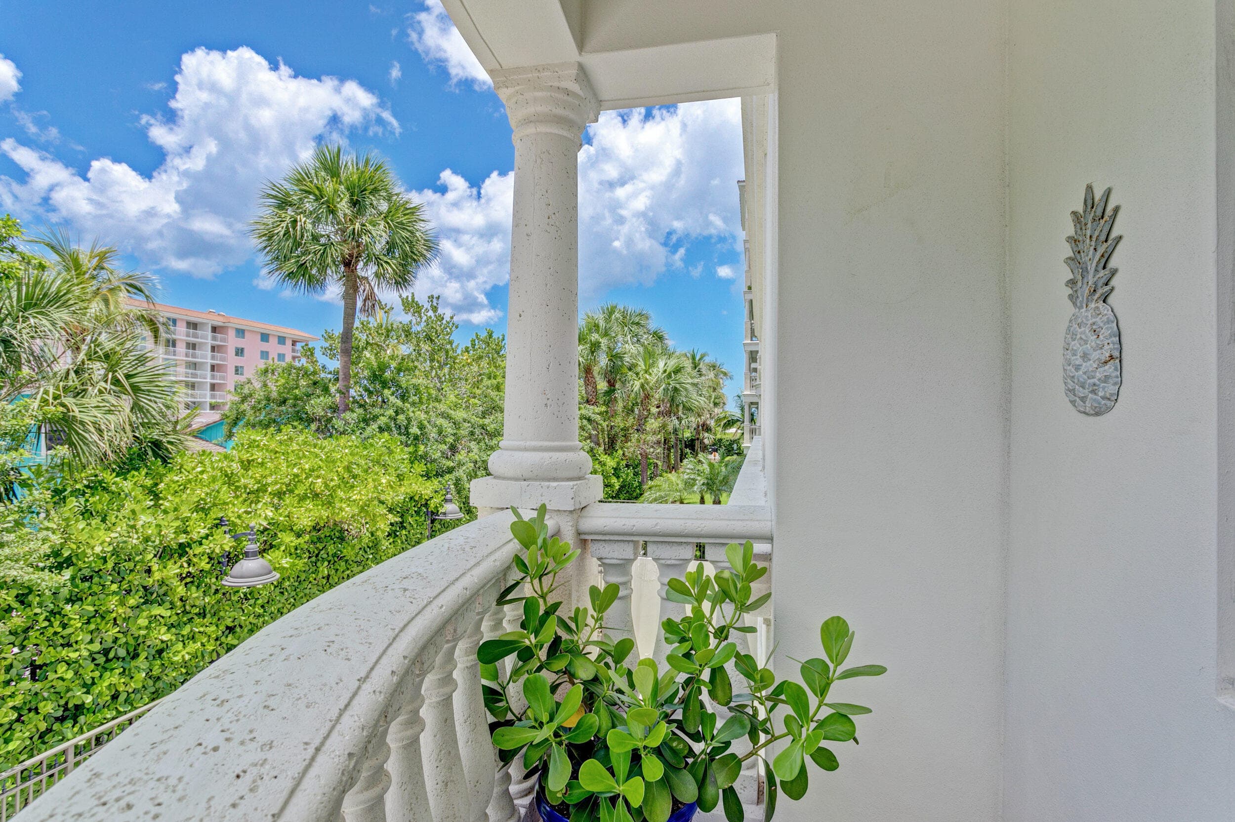 155 S Ocean Avenue 205, Palm Beach Shores, FL 33404 — photo 37 of 172