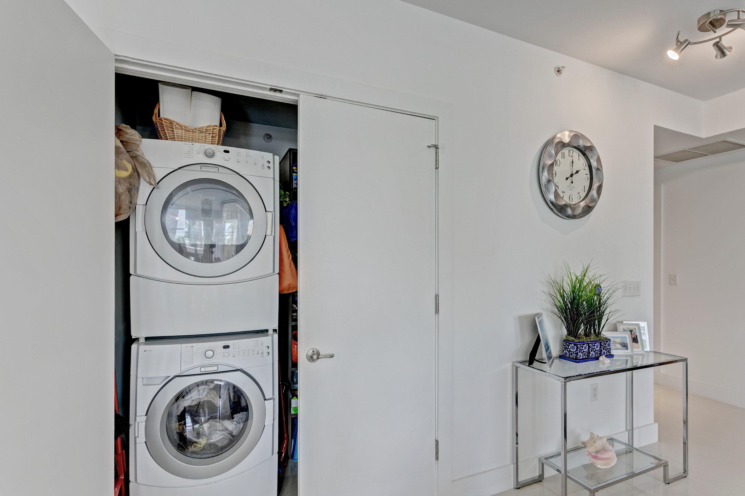 155 S Ocean Avenue 205, Palm Beach Shores, FL 33404 — photo 105 of 172