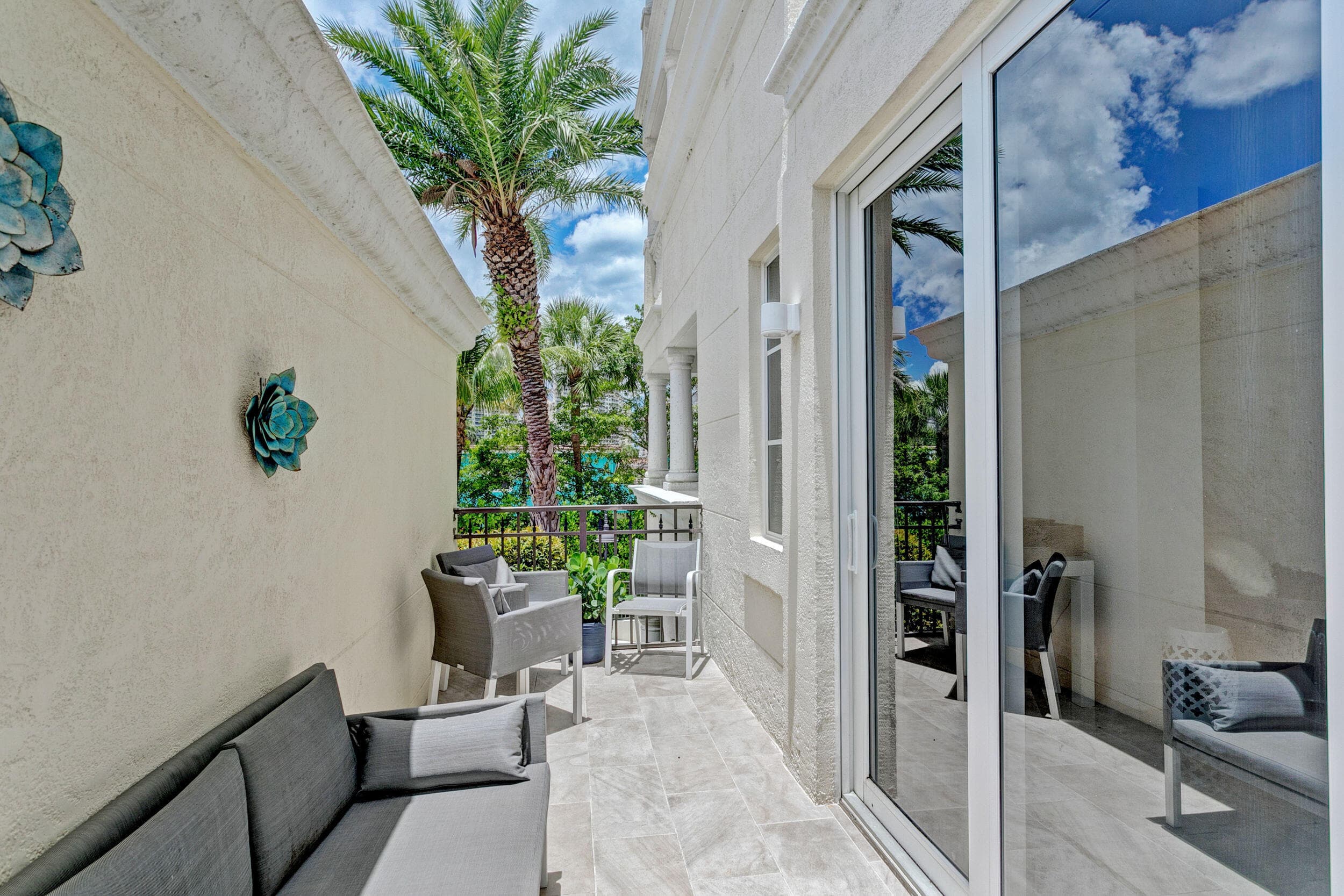 155 S Ocean Avenue 205, Palm Beach Shores, FL 33404 — photo 133 of 172