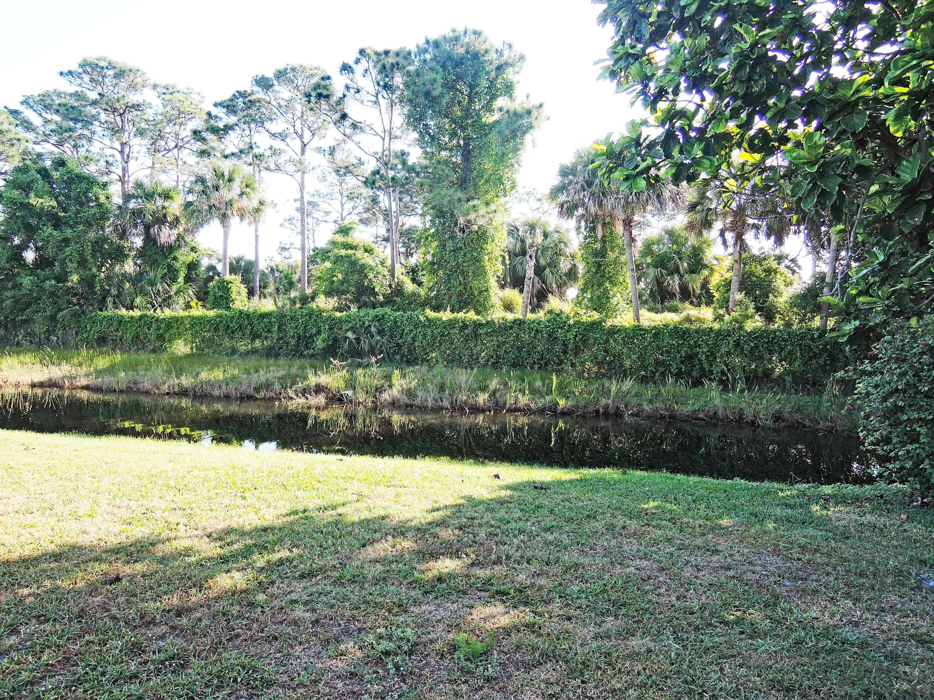 944 Savannas Point Drive Apt B, Fort Pierce, FL 34982 — photo 24 of 33