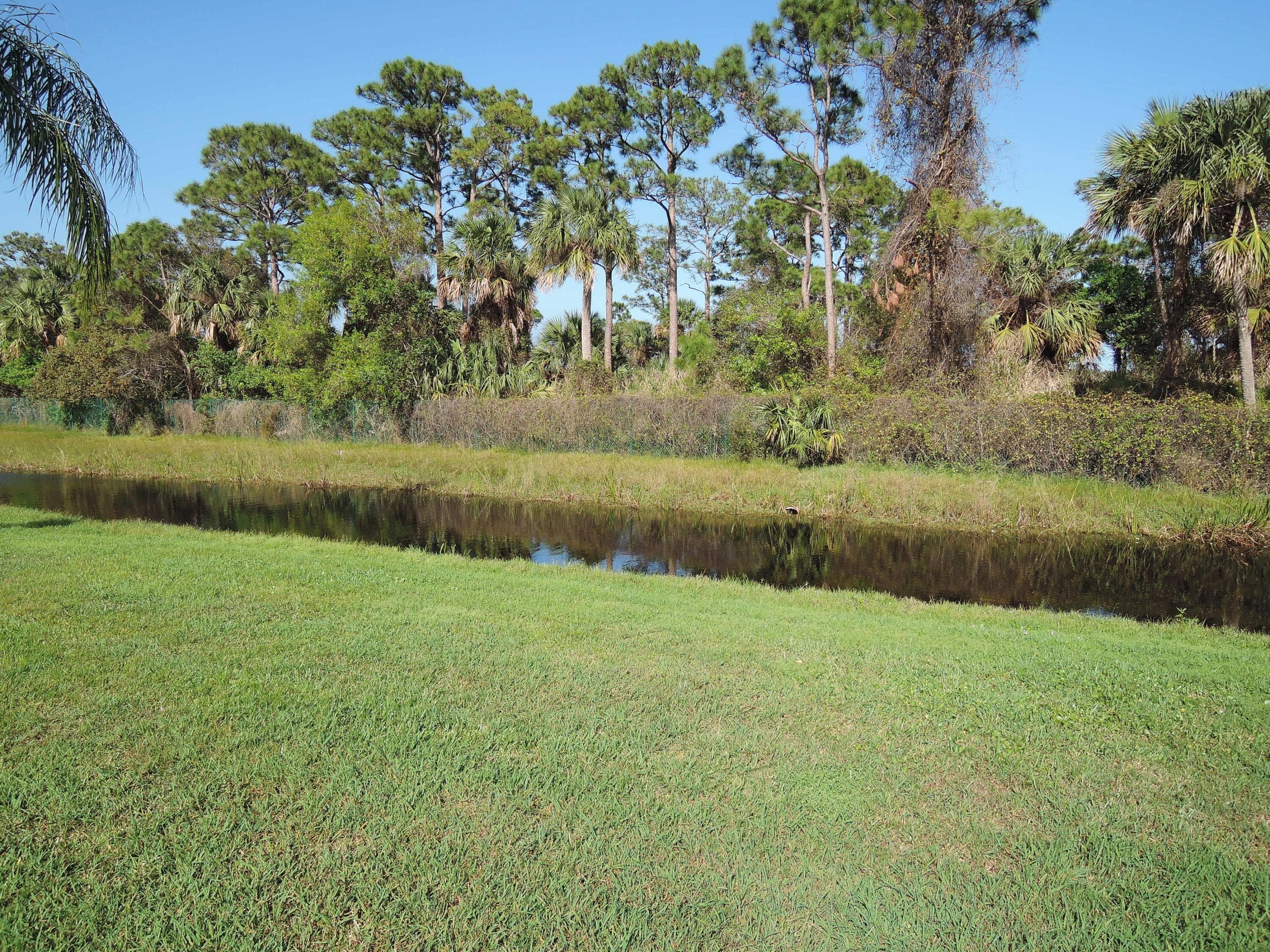 944 Savannas Point Drive Apt B, Fort Pierce, FL 34982 — photo 23 of 33