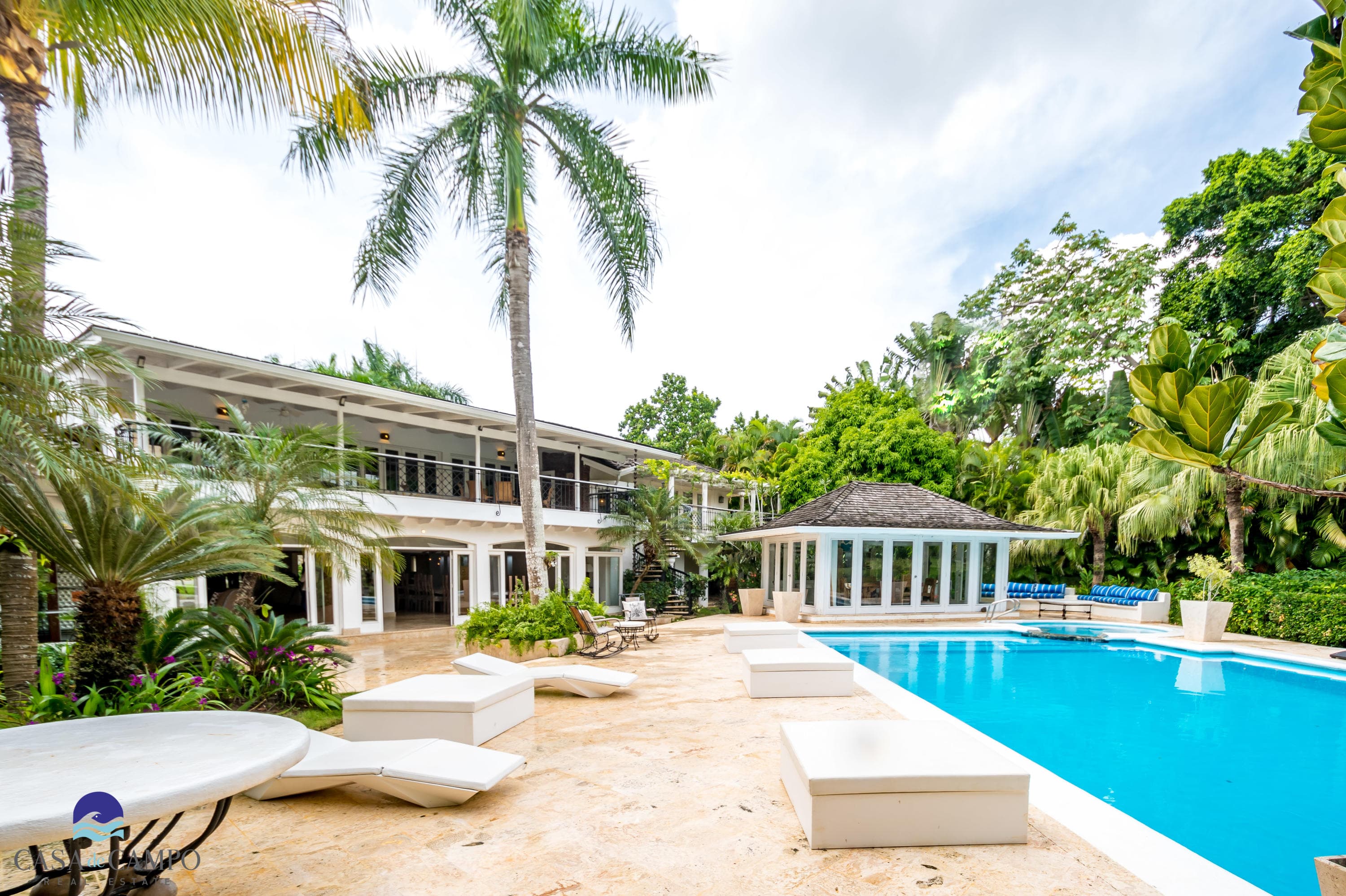 45 Punta Aguila — photo 1 of 19