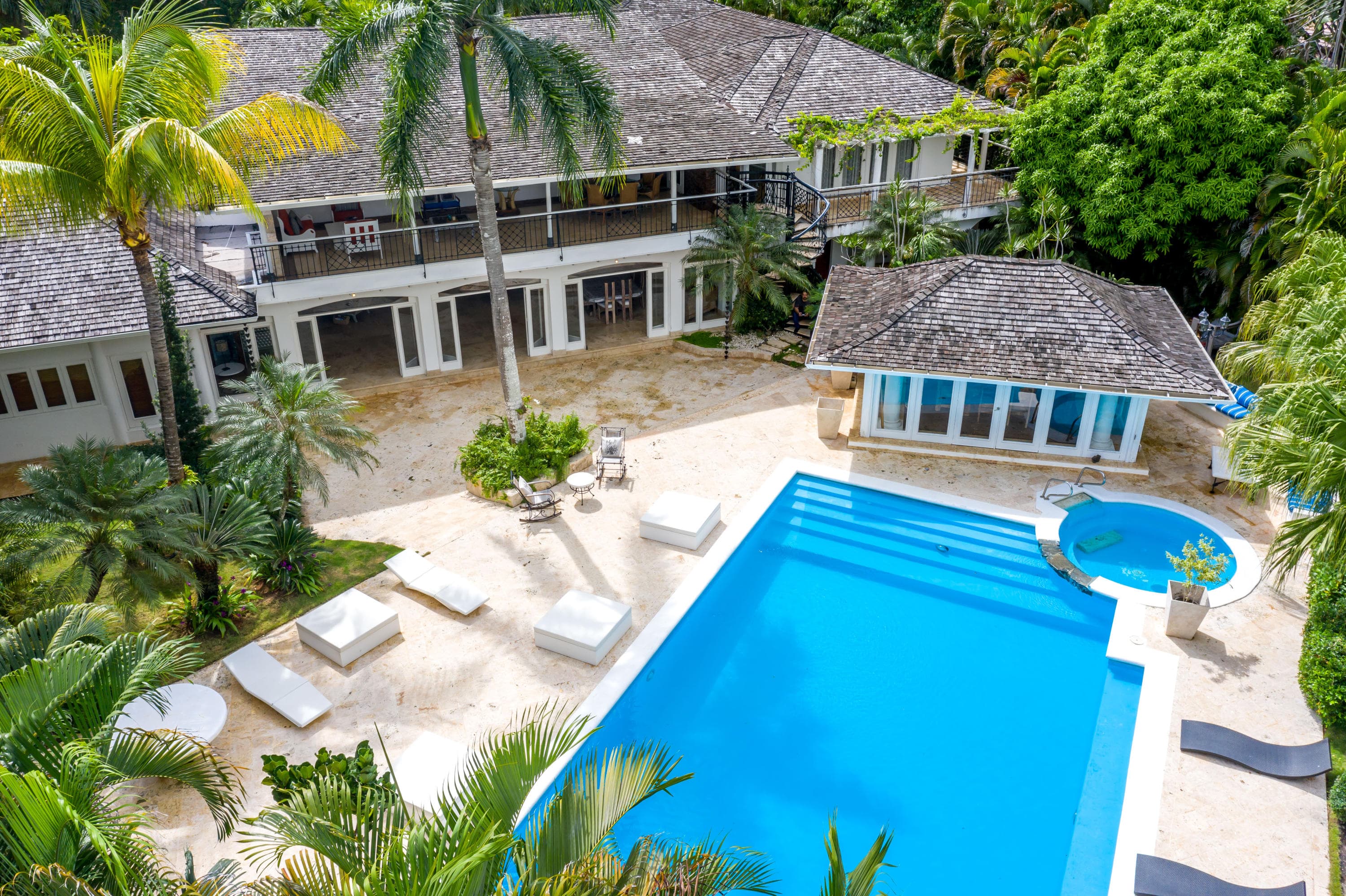 45 Punta Aguila — photo 3 of 19