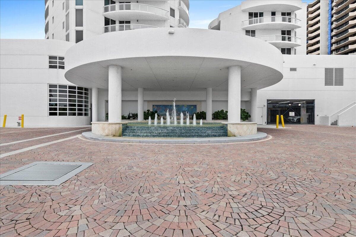 4600 N Ocean Drive 701, Singer Island, FL 33404 — photo 35 of 69