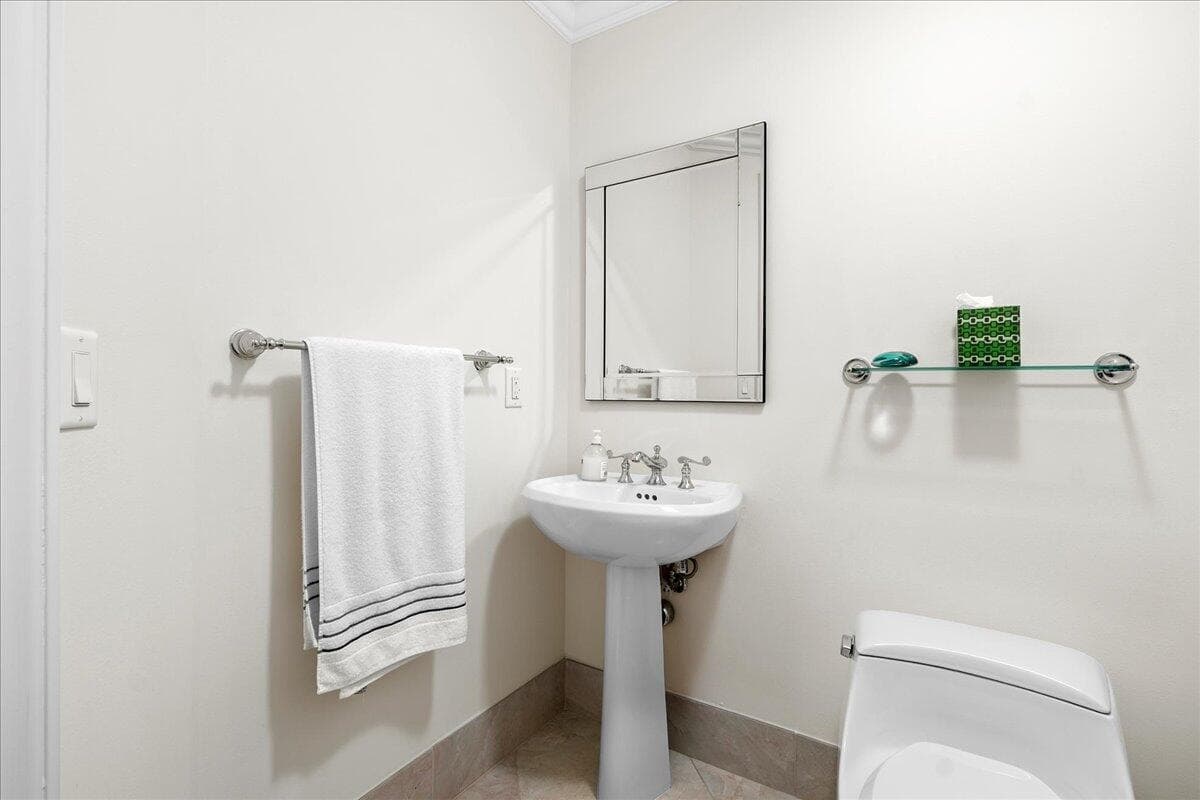 4600 N Ocean Drive 701, Singer Island, FL 33404 — photo 29 of 69