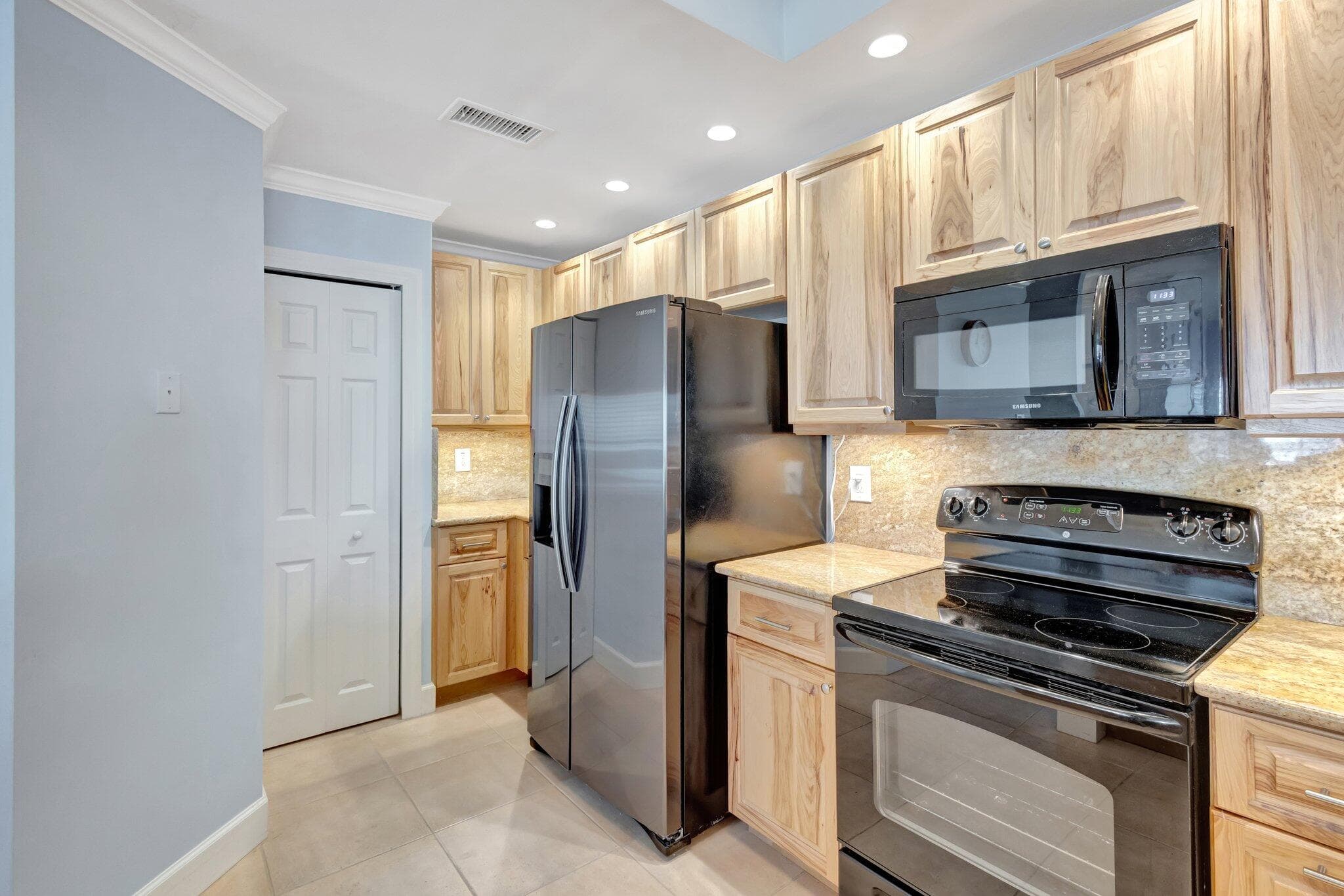2470 Harbour Cove Drive, Hutchinson Island, FL 34949 — photo 12 of 44