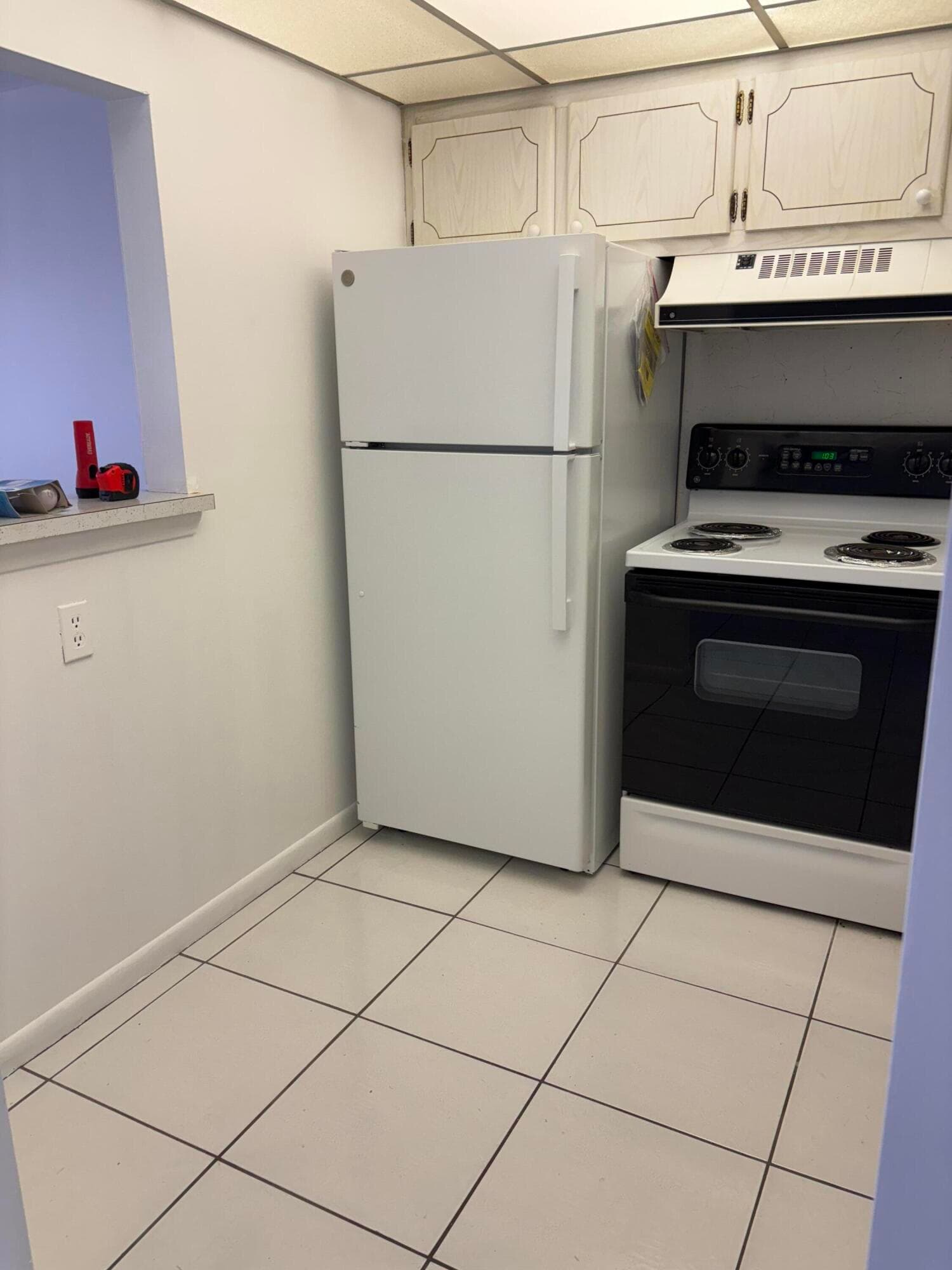 113 Berkshire E, West Palm Beach, FL 33417 — photo 11 of 12
