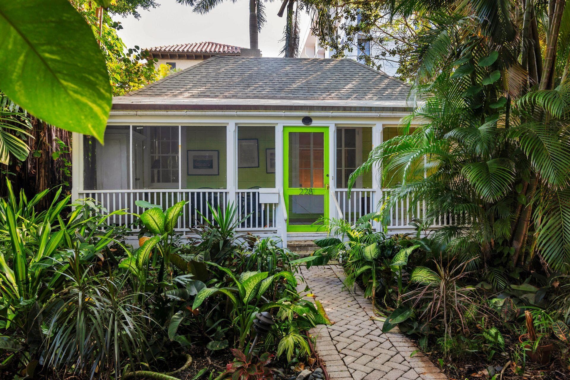 228 Phipps, Palm Beach, FL 33480 — photo 20 of 24