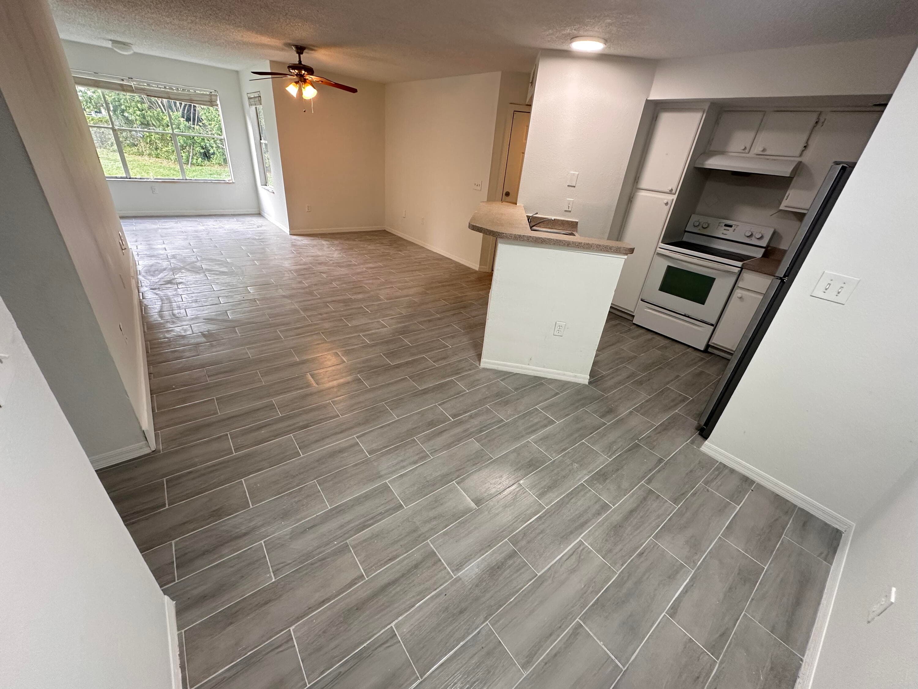 1401 Village Boulevard 1512, West Palm Beach, FL 33409 — photo 1 of 12